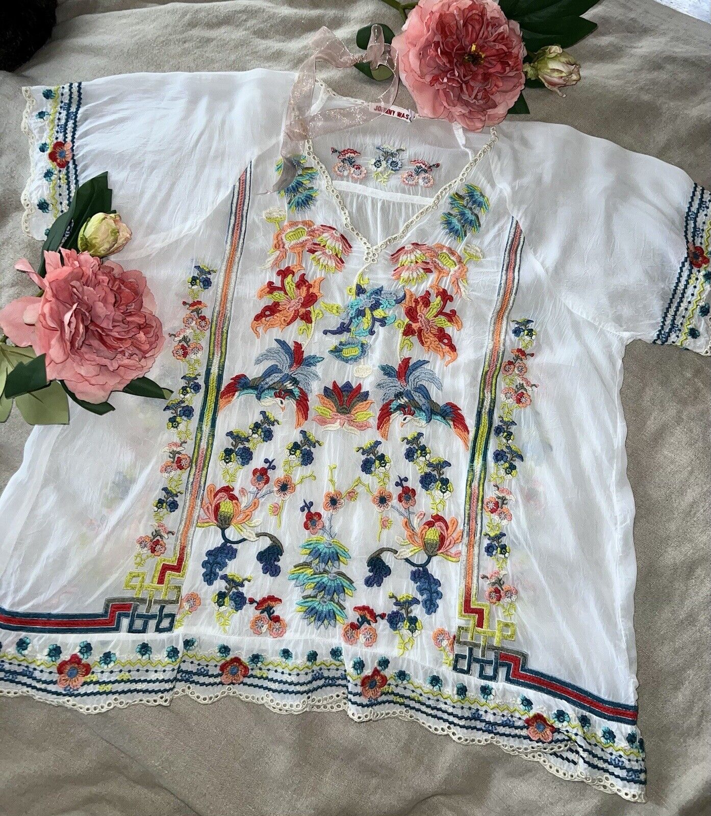 Johnny Was Silky White Embroidered Peasant Blouse Top Tunic L Large