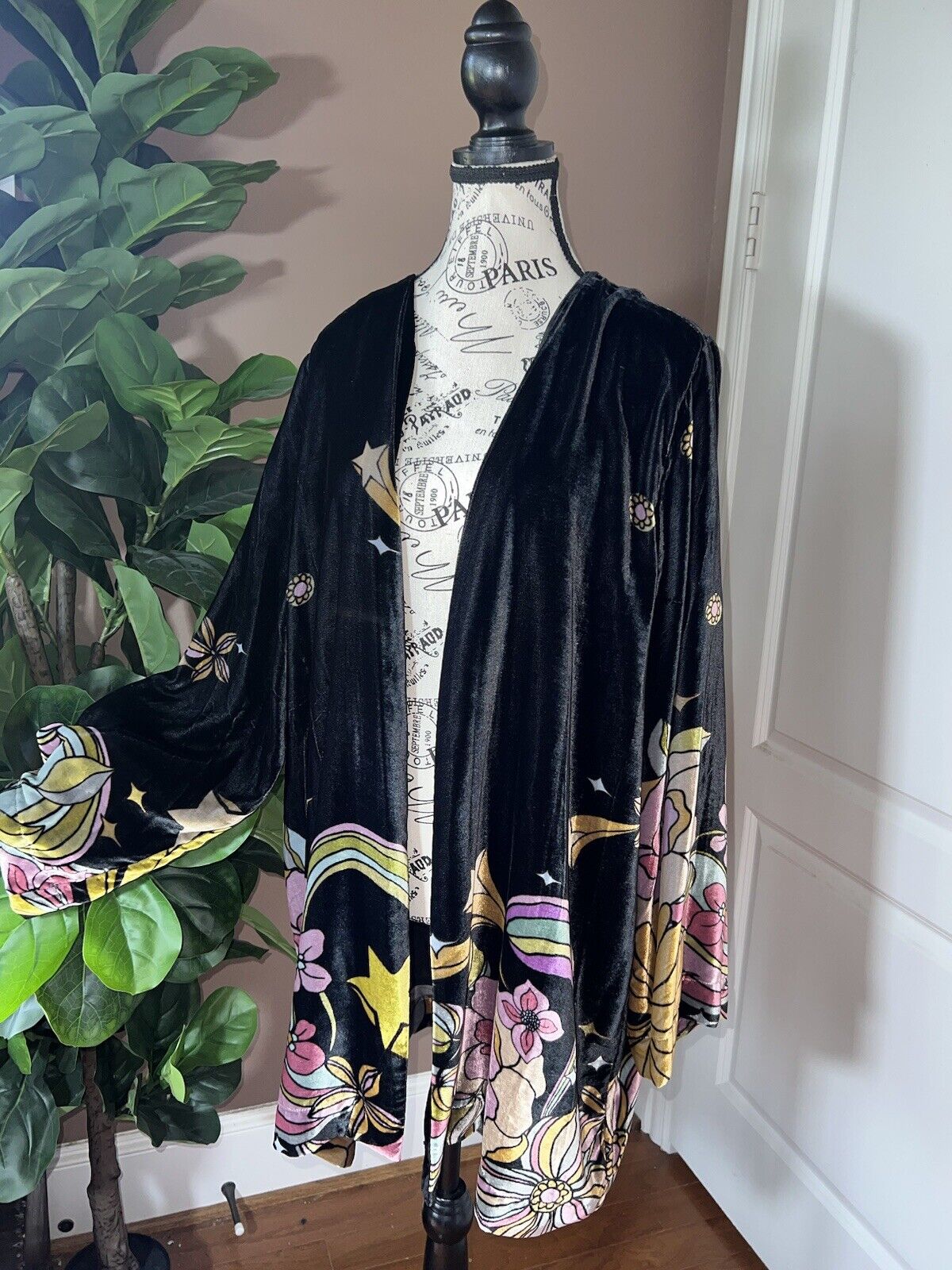 Johnny Was XL Velvet Kimono Celestial Wrap Jacket Black Silk Lined  Star