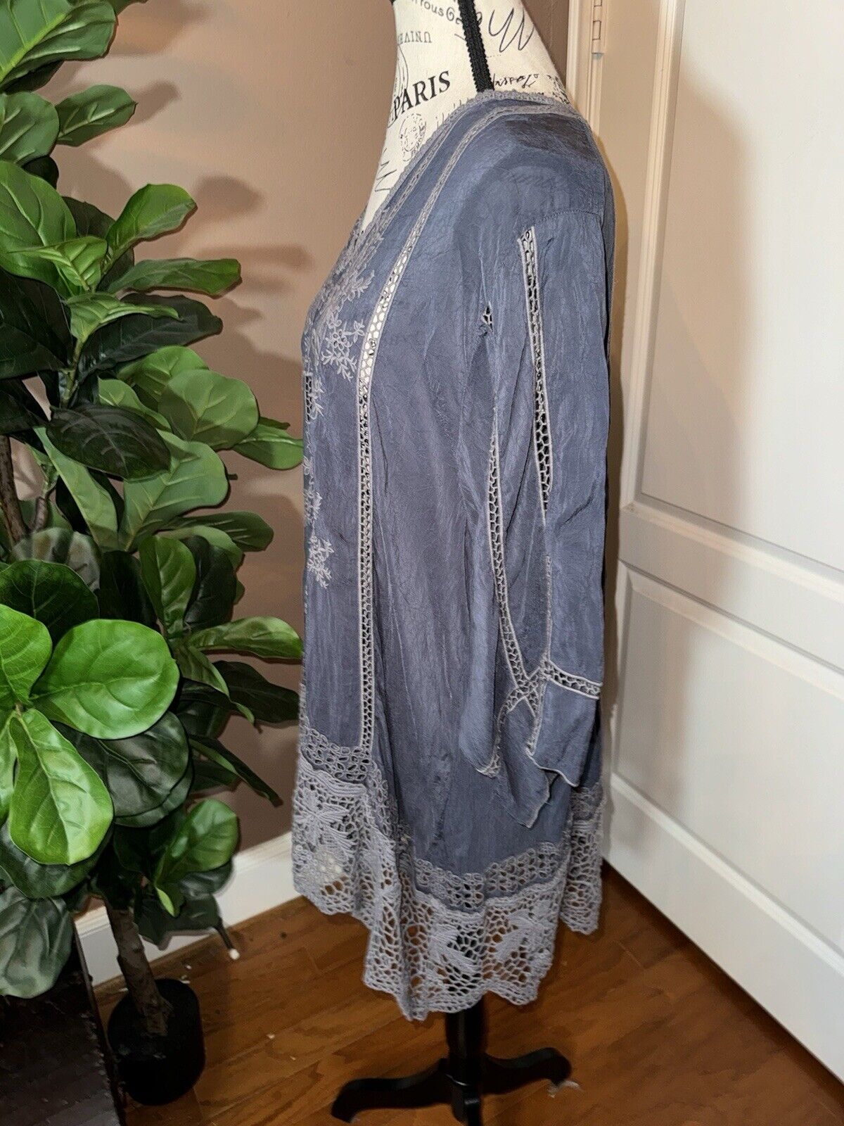 Johnny Was Sz XL Charcoal Grey Eyelet Lace Tunic OVERSIZED Elegant