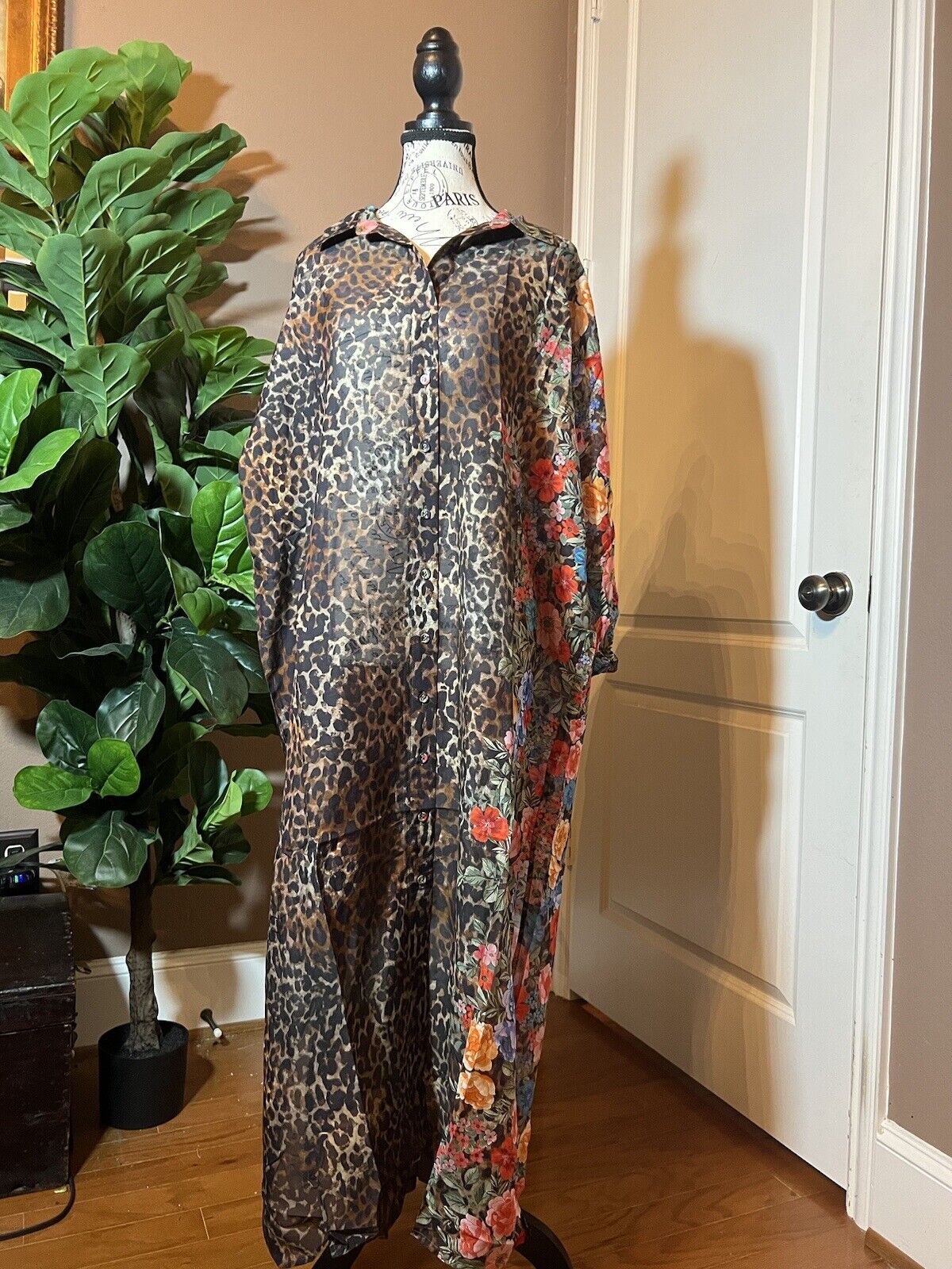 Johnny Was XL Maxi Dress Cover Up Lightweight Floral & Leopard Pattern