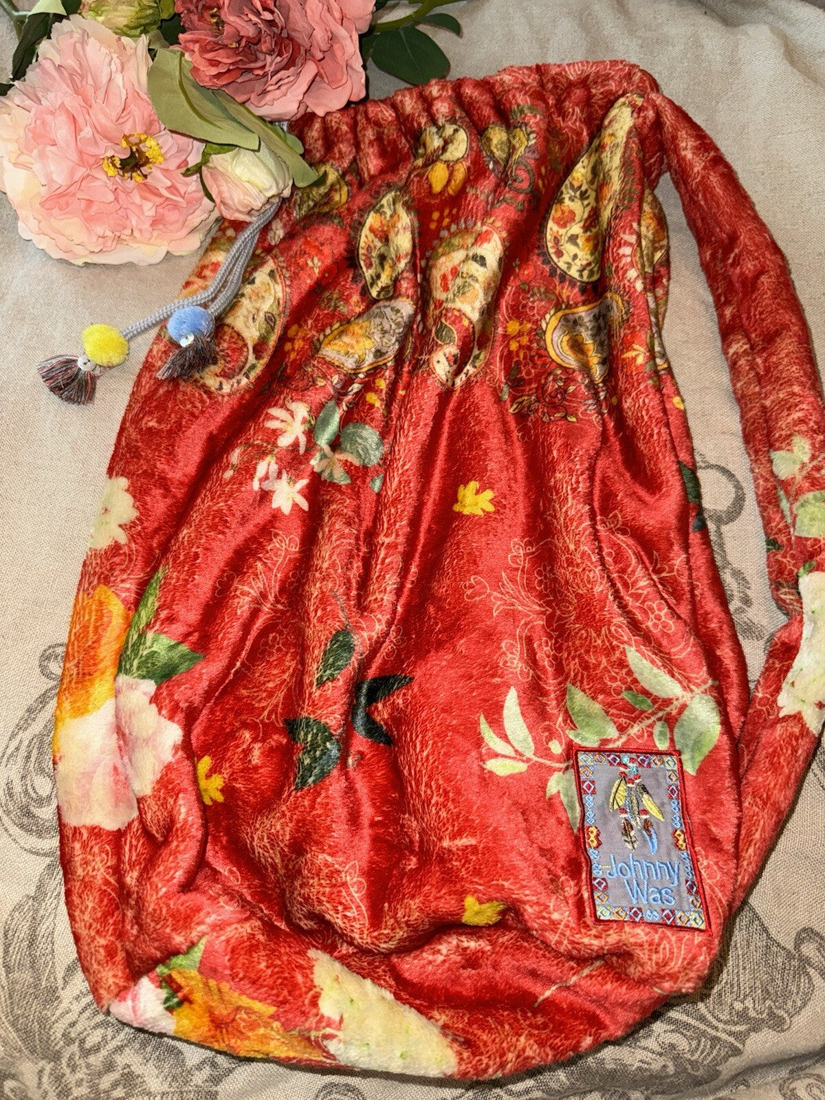 8988005