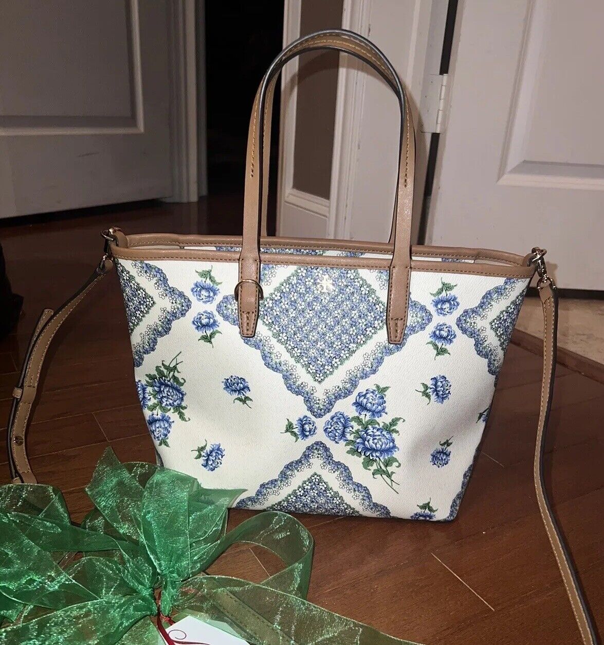 Tory Burch Kerrington Blue & White Squareterrace Ditsy Floral Tote Bag Purse