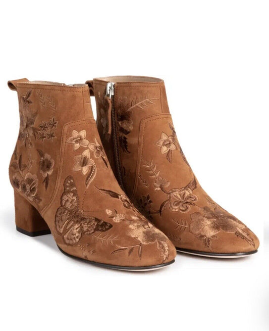 Johnny Was Taline Embroidered Boots/Booties Cognac  sz 6 Retail $495