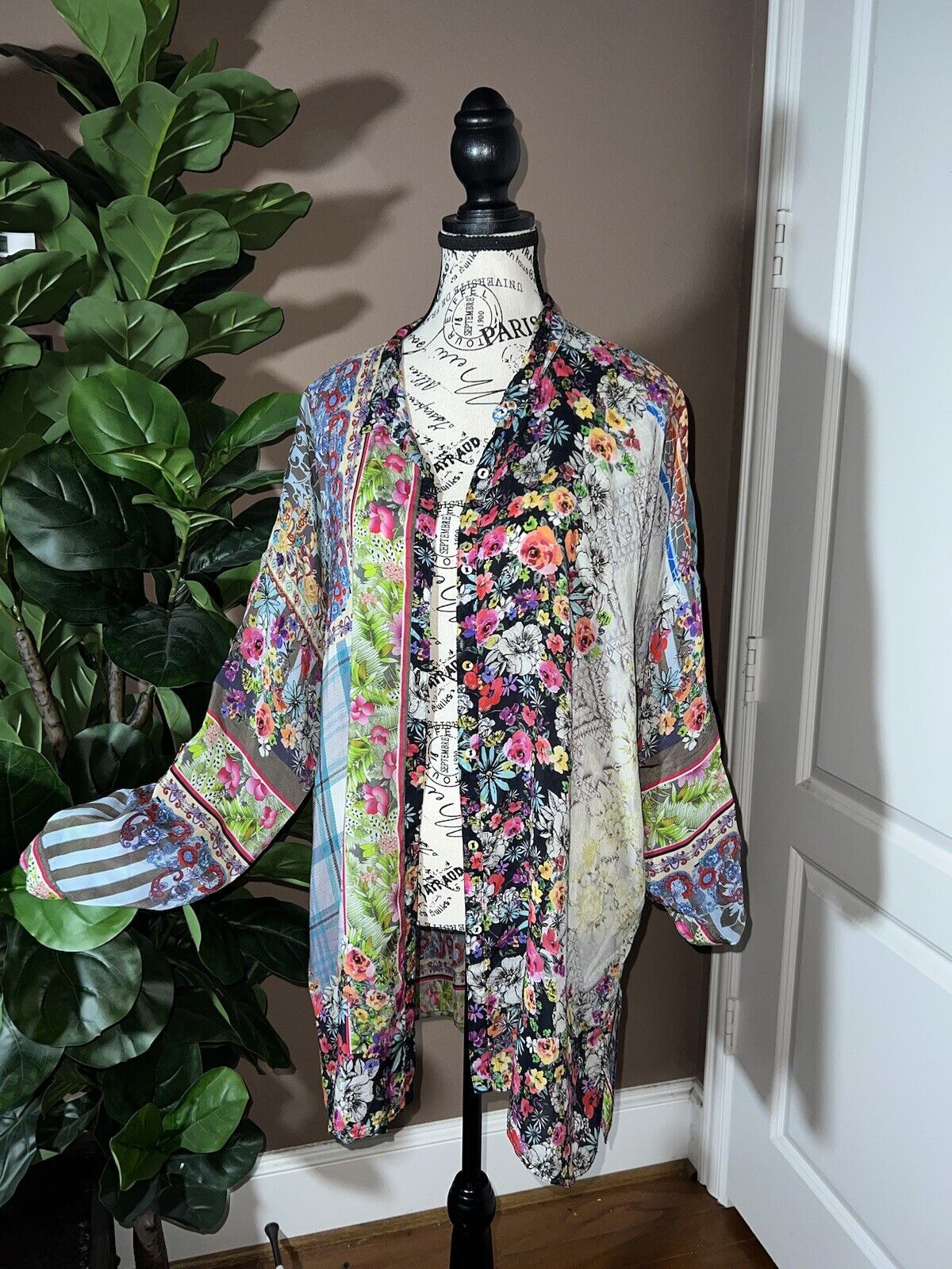 Johnny Was Silky Floral Patchwork Button Up Long Sleeve Tunic Top L  Kimono