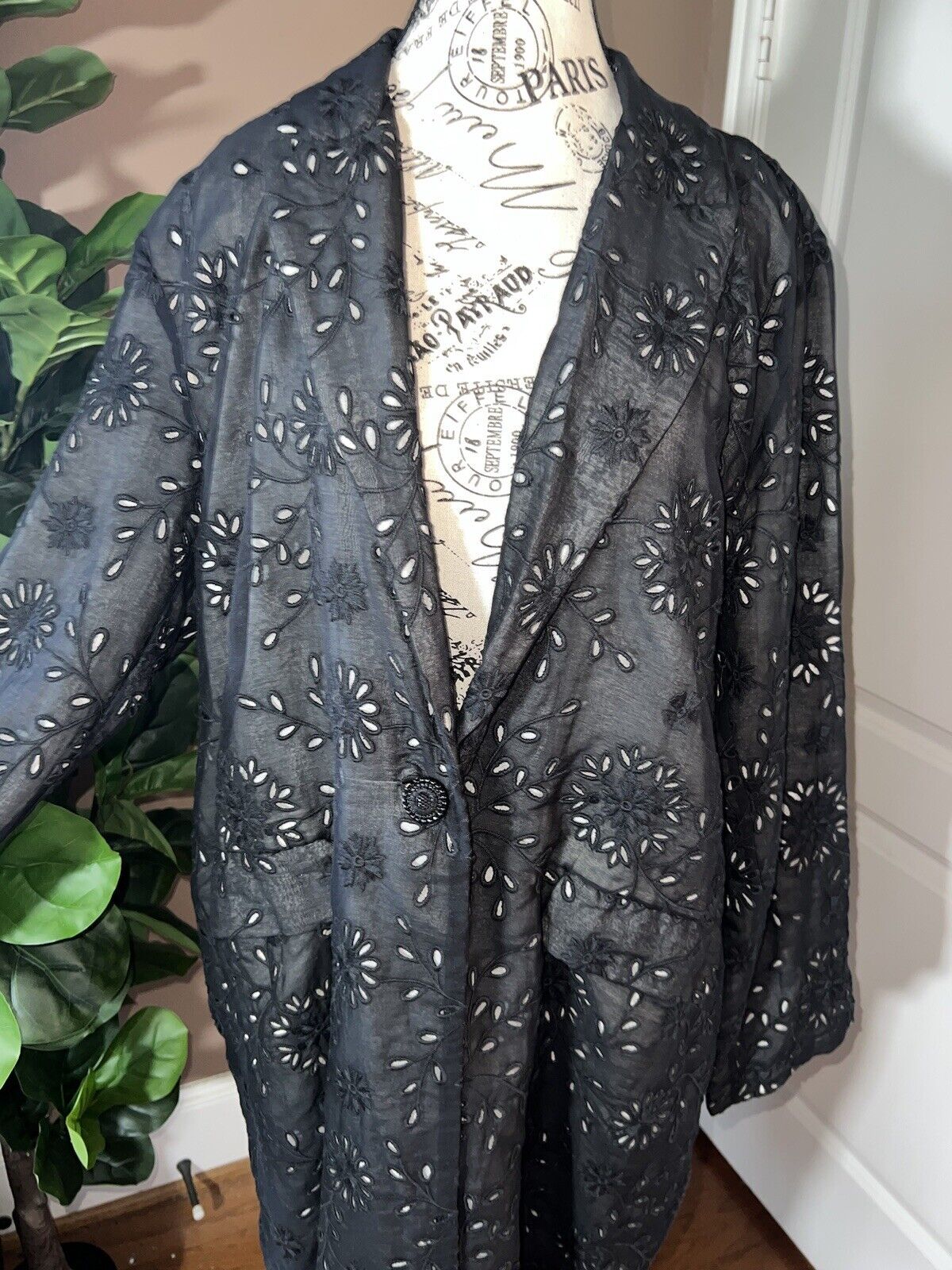 Johnny Was XL 1X Black Eyelet Lace Long Silk Kimono Duster Wrap Coat