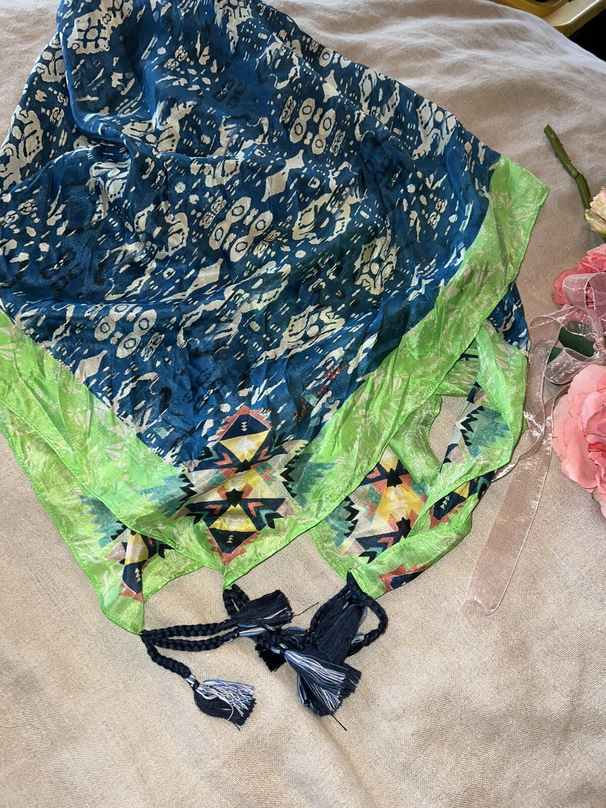 Johnny Was Silk Scarf w/ Tassels Green & Blue Beautiful Condition Johnny Was