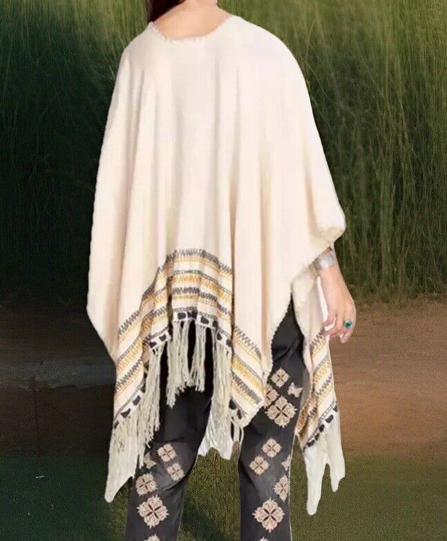 JOHNNY WAS O/S Poncho Linen Blend Cream One Size Open Front Fringe Boho FALL