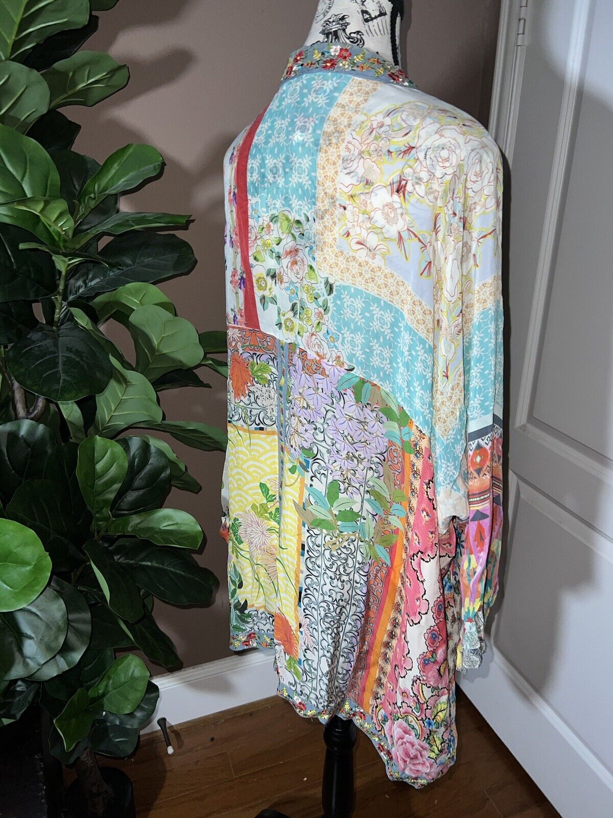 Johnny Was Sz 2X XXL Silky Kimono W/ Embroidery & Flowers Pockets