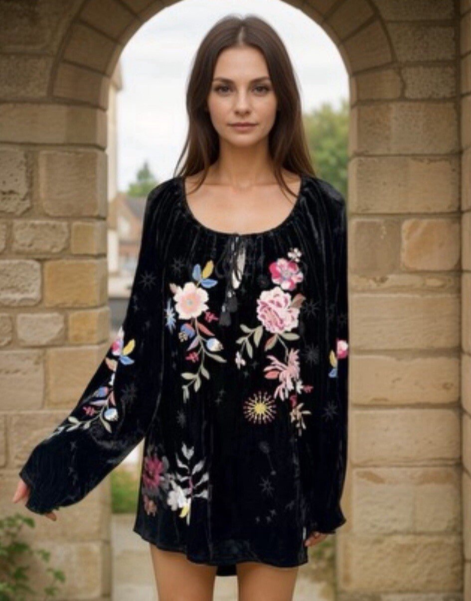 Johnny Was L Large Black Velvet Roses & Stars Embroidered Peasant Tunic Top Johnny Was