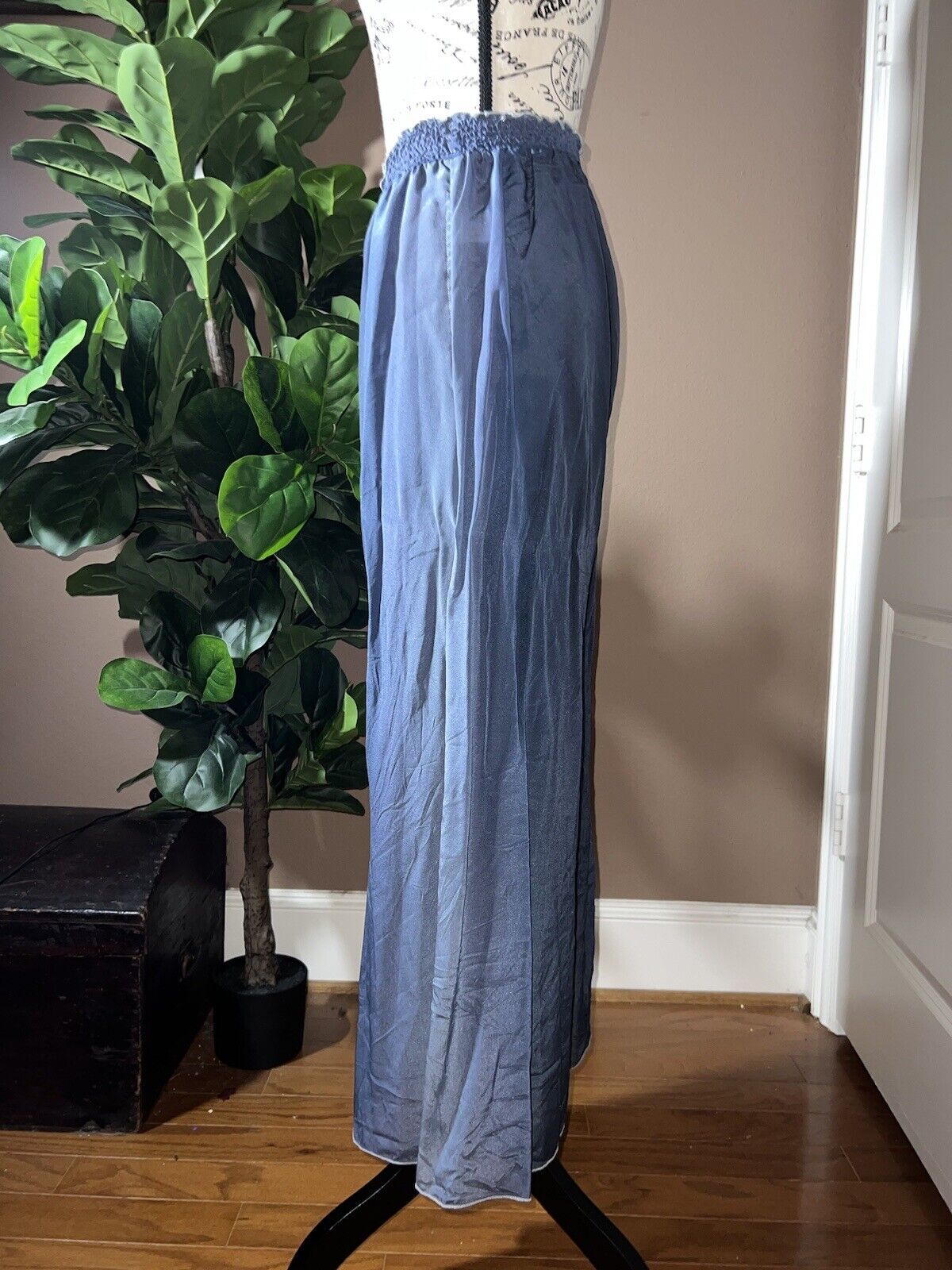 Johnny Was 100% Silk WIDE LEG Blue & Grey Ombré Pants Sz M Perfect W/ Kimono