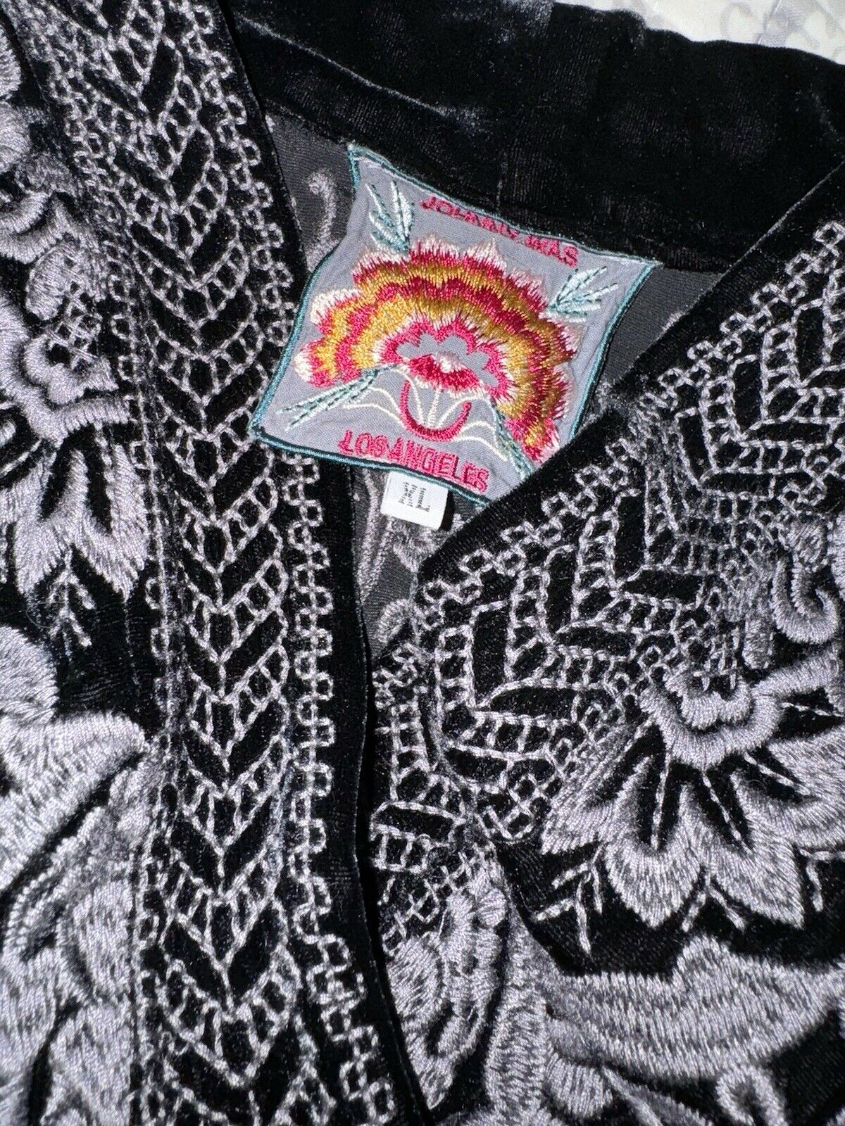 Johnny Was XL 1X 1XL Black Velvet Tonal Embroidery Kimono Handkerchief