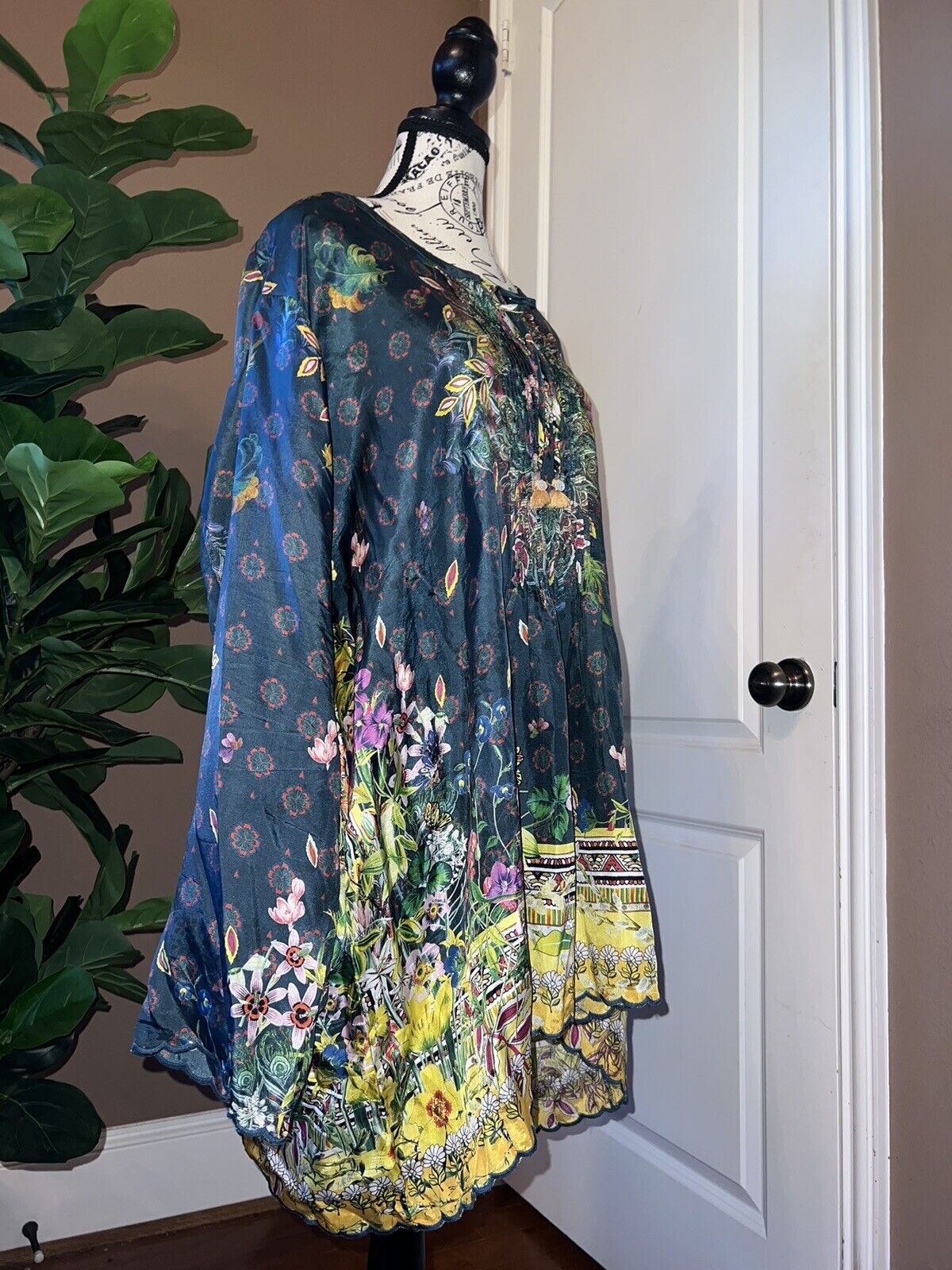 Silk Johnny Was Tunic Top 1X 1XL 100% Silk Soft Flowy Butterflies Flora