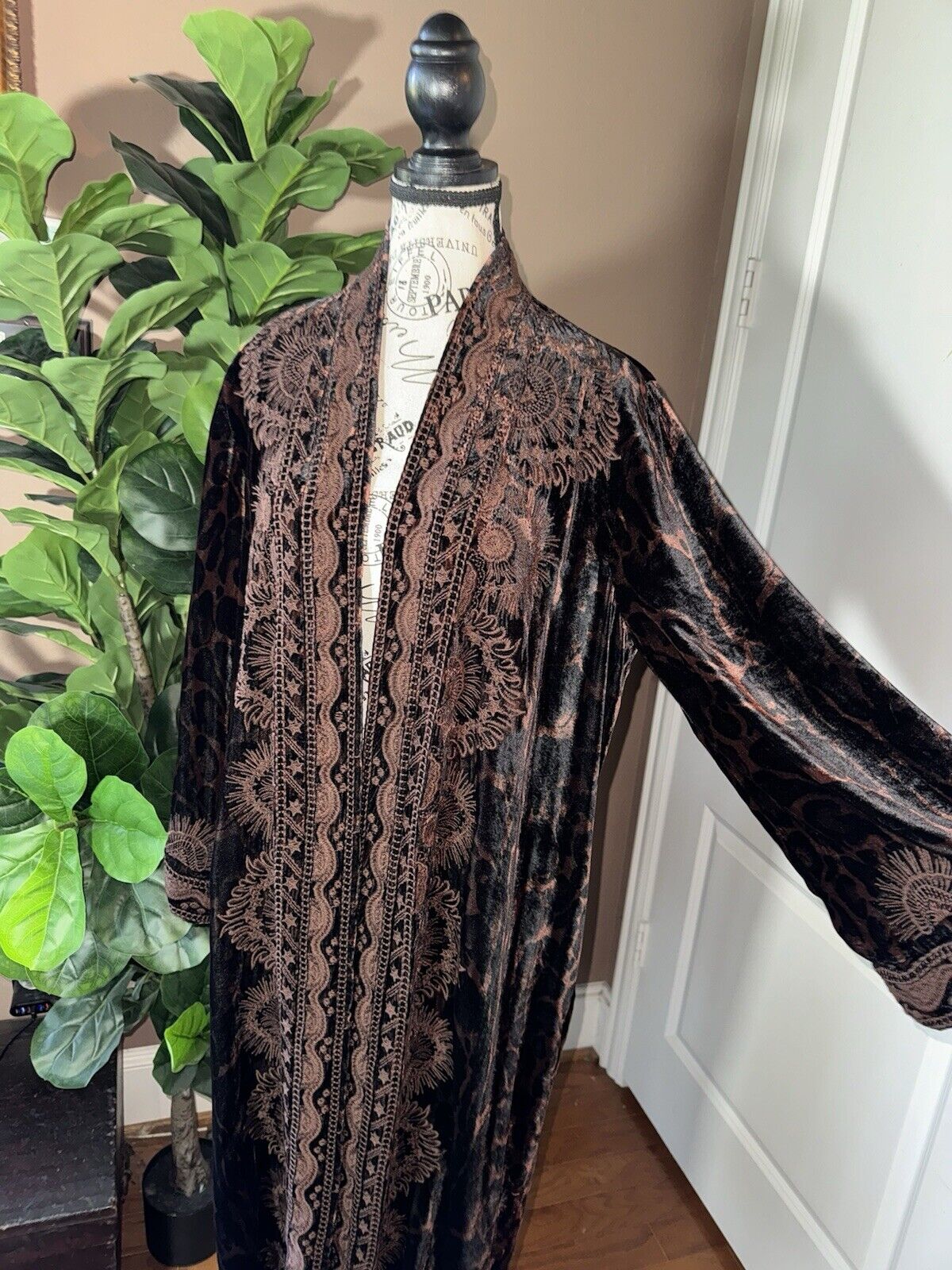 Johnny Was L Large Velvet Long Kimono Duster Wrap Leopard & Lace Jacket