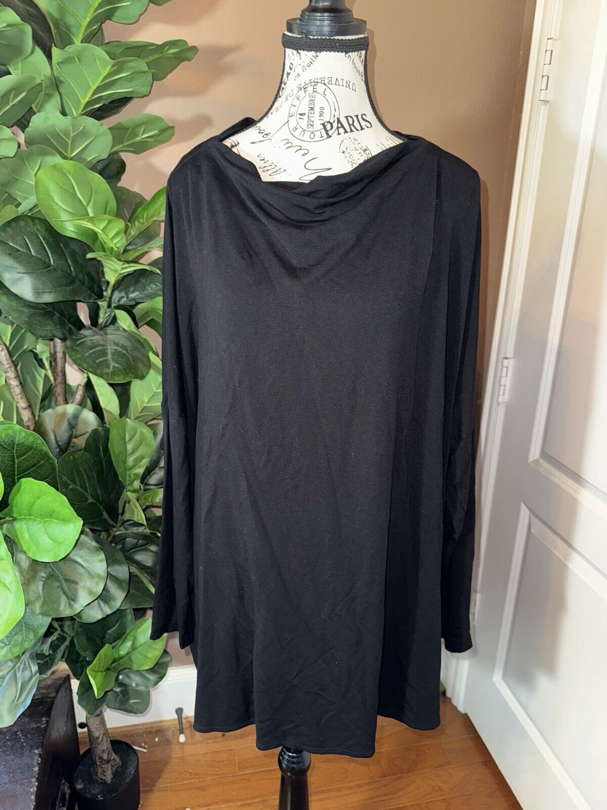 Bryn Walker Classic Black Dolman Sleeve Tunic Top Sz L Large  MSRP $178