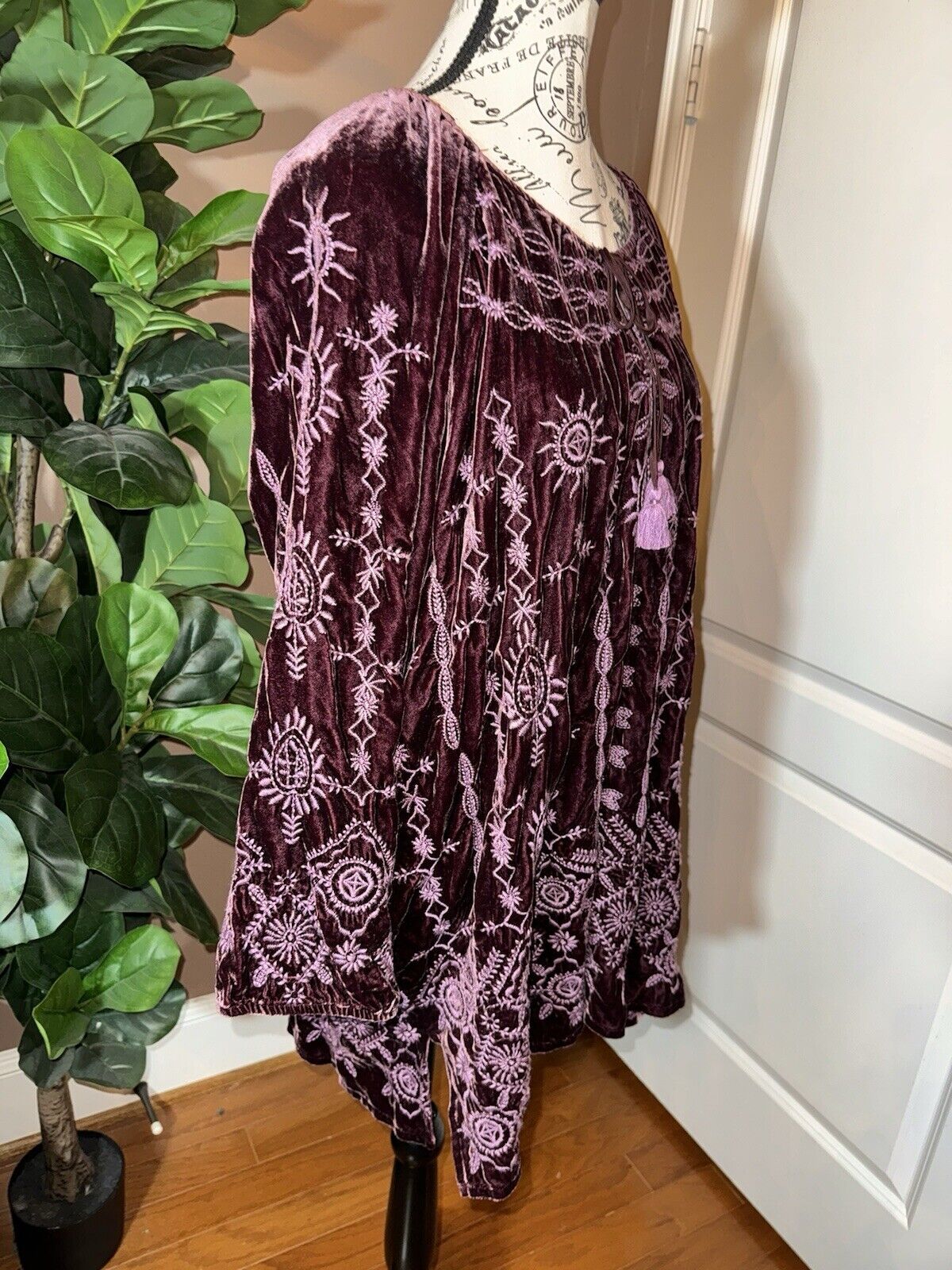 JOHNNY WAS XXL VELVET Eggplant Purple Embroidered Dress Peasant Top Tassels