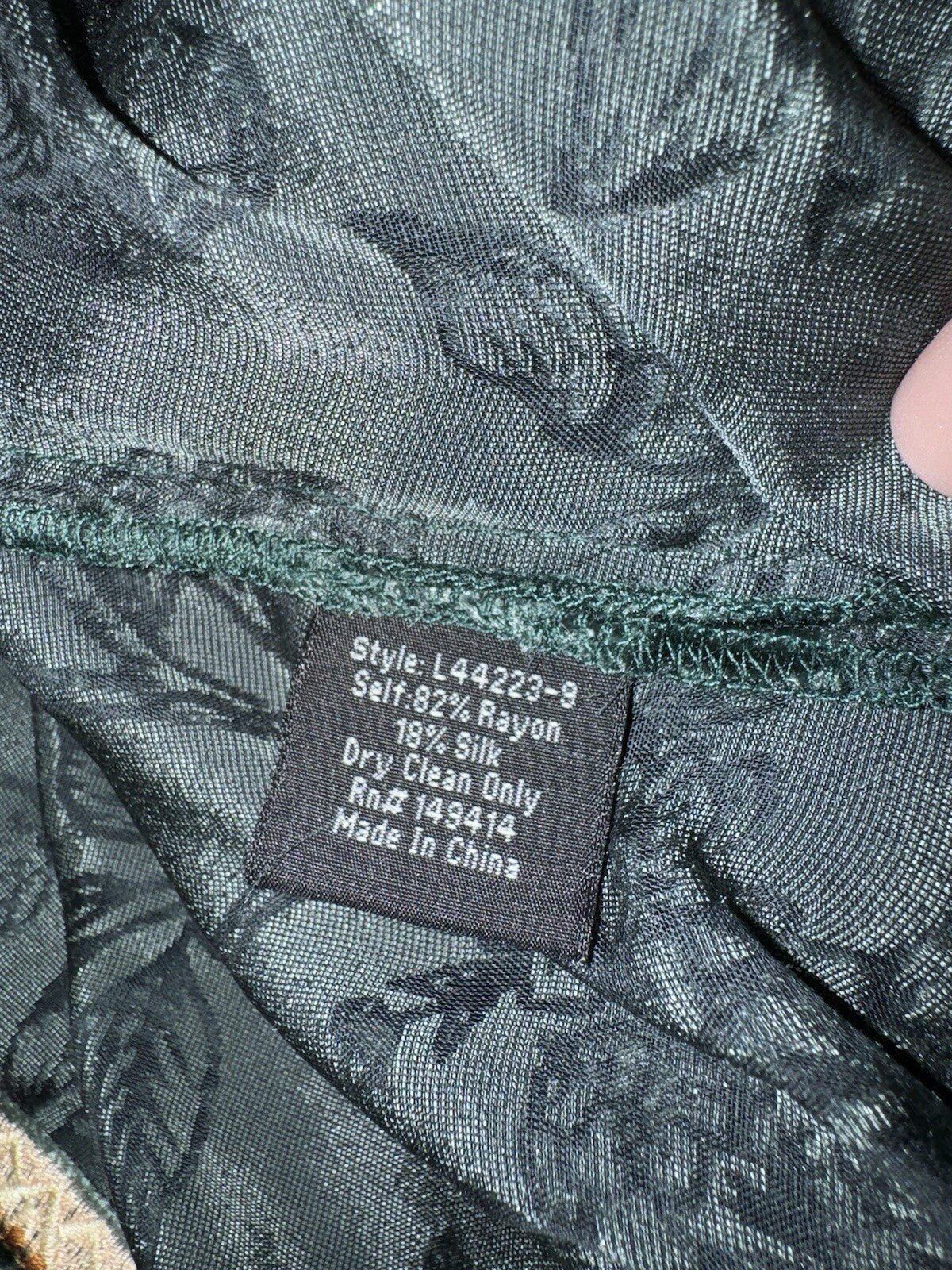 7993564