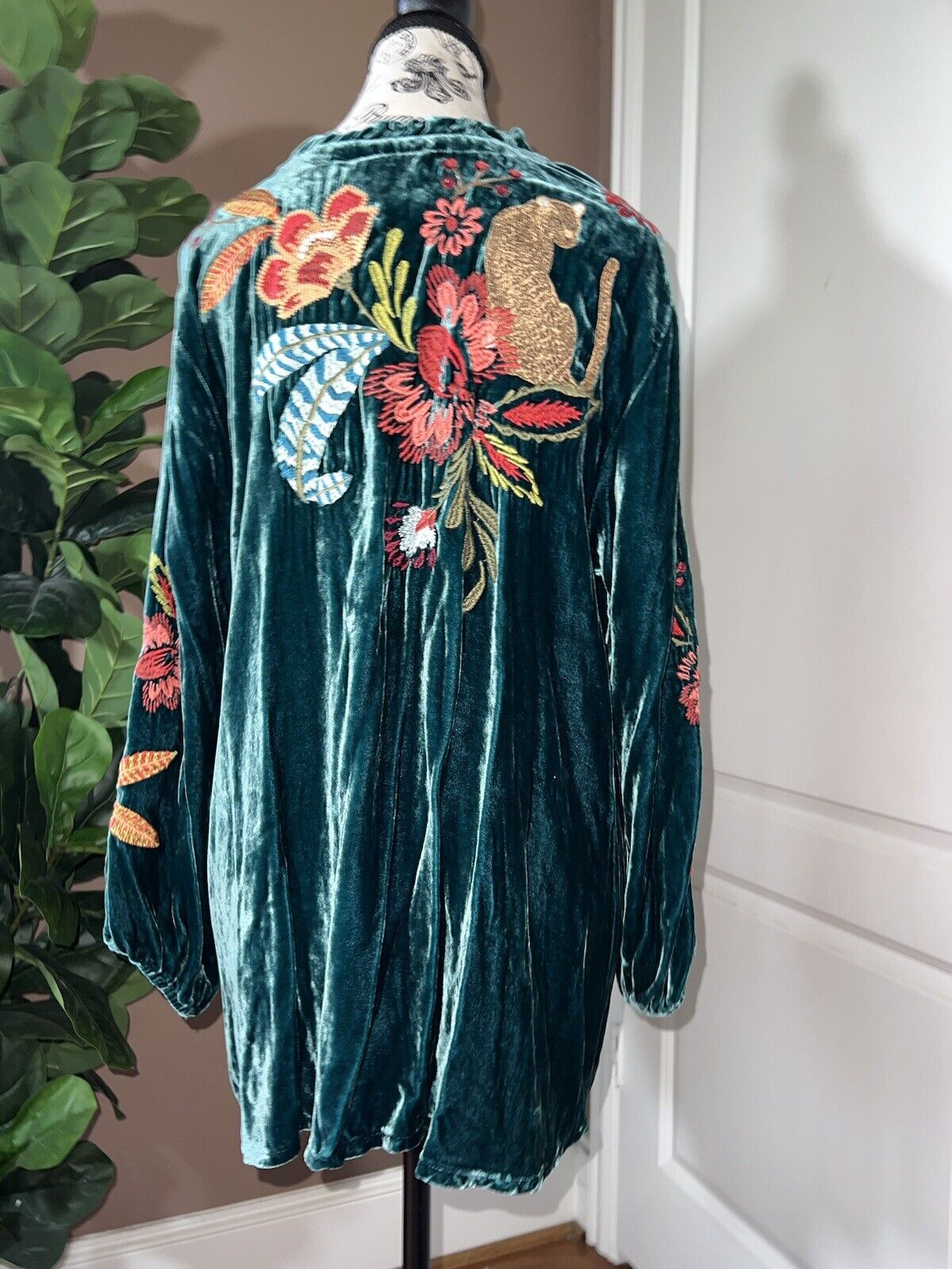 NEW Johnny Was Teal Velvet Heavily Embroidered Tunic Top L Large Peasant NWT