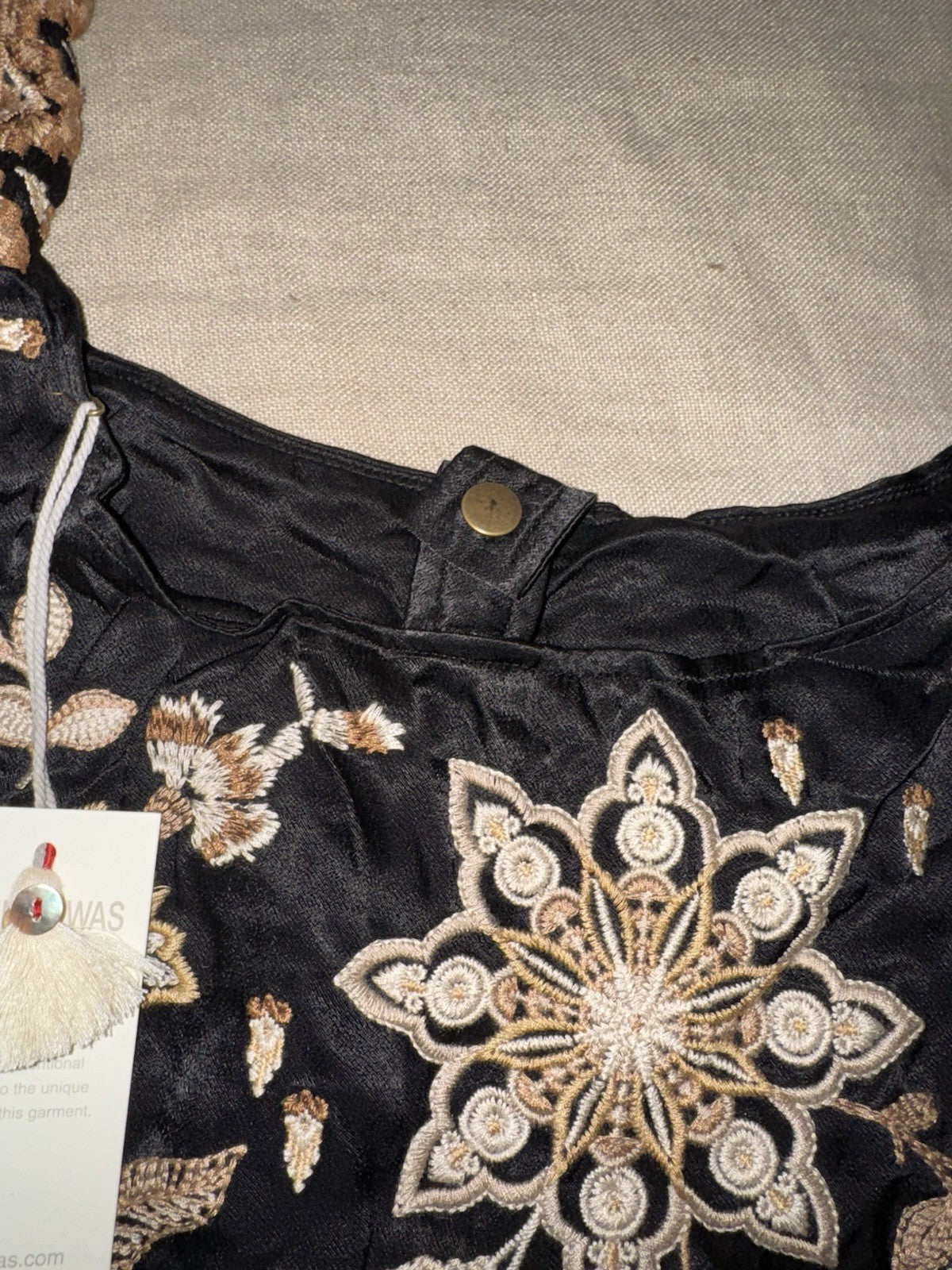 Johnny Was Large Black & Gold Satin Hobo Bag Slouch Tote Purse Embroidered Johnny Was