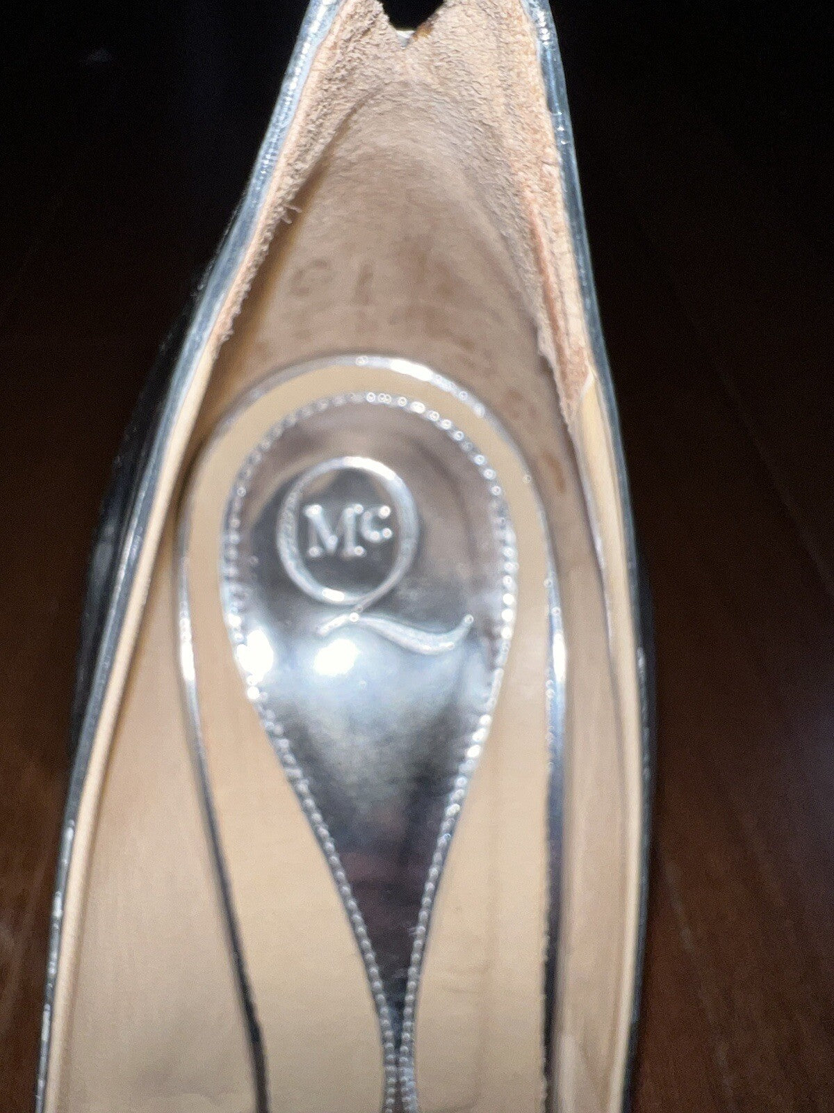 ALEXANDER MCQUEEN Women Studded Leather Pumps Heels Silver Size 39 AUTHENTIC Alexander McQueen