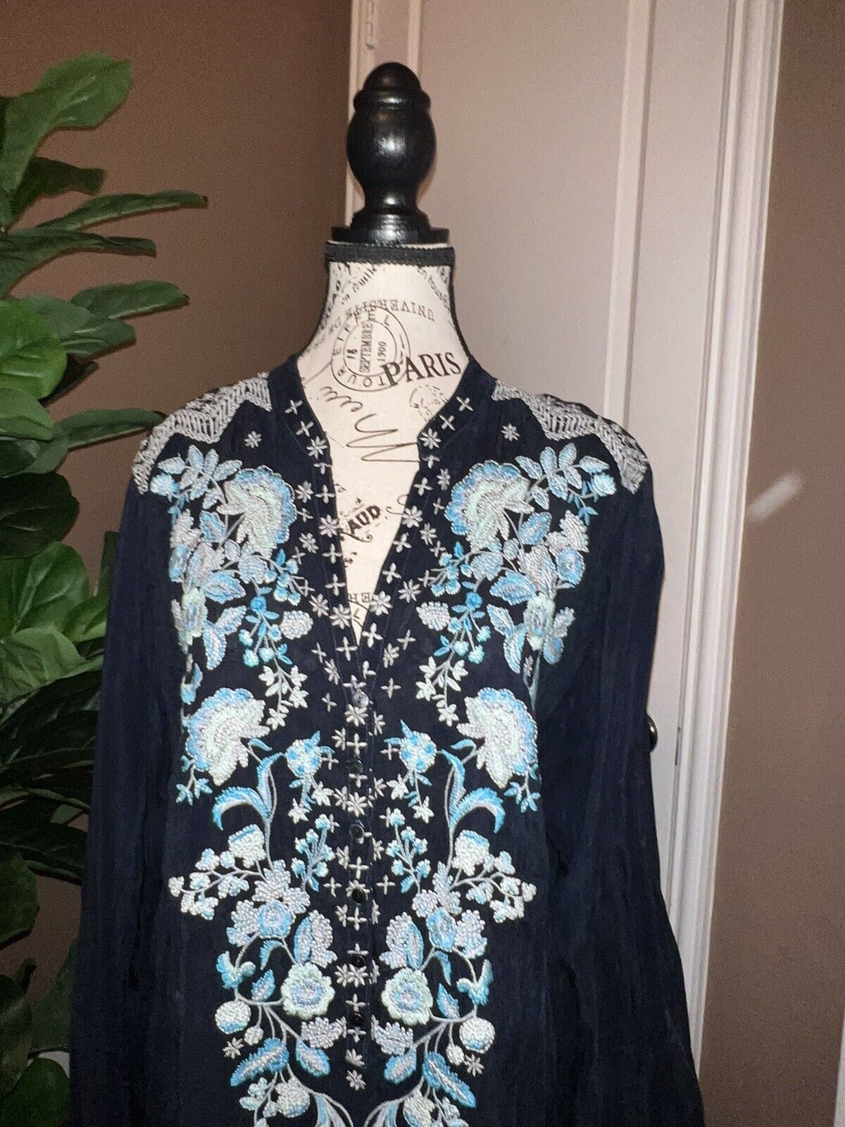 Johnny Was Silky Blue Embroidered Tunic Top Mini Dress Roll Up Sleeves Sz XL