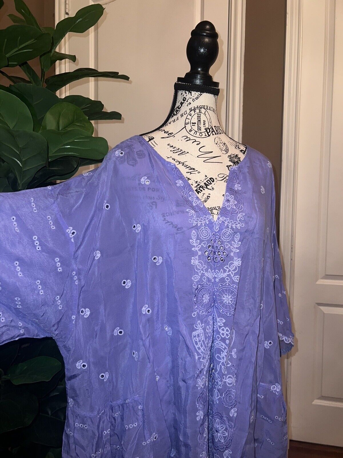 Johnny Was Embroidered Silky Tunic Top Lavender 2X 2XL Beautiful