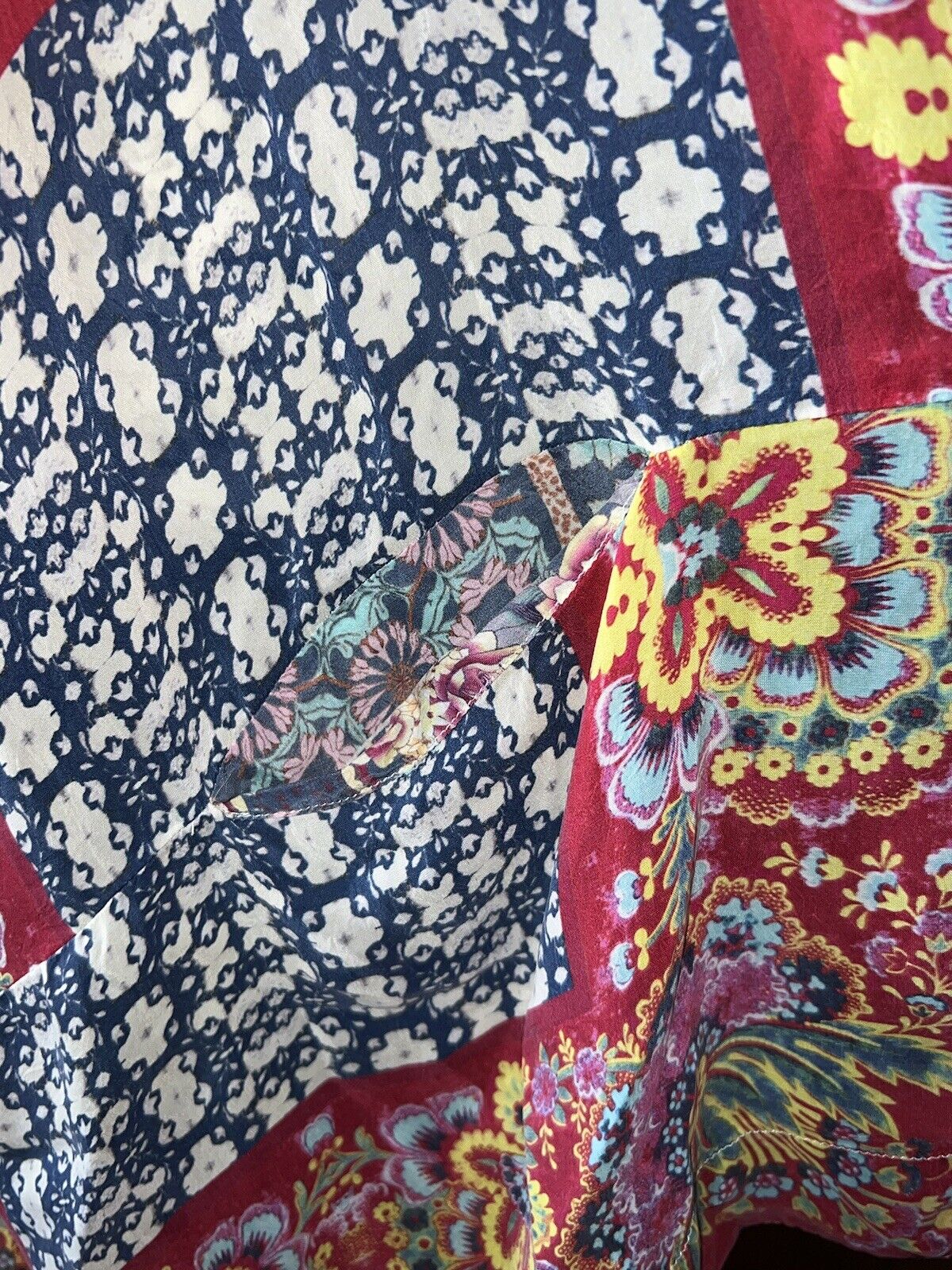 Johnny Was Silky Kimono XXL 2XL 2X Red & Blue Floral Patchwork W/ Pockets SOFT