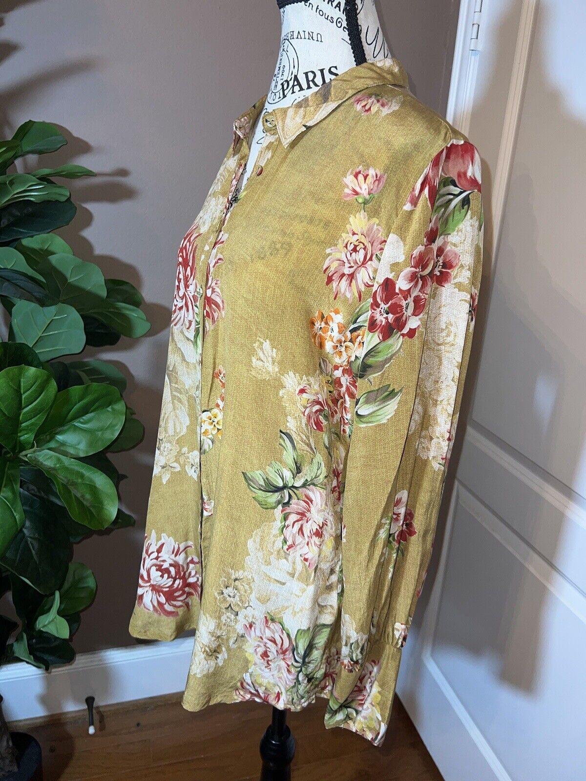 Johnny Was 100% Silk Harvest Gold Floral Button Up Blouse Top L Large