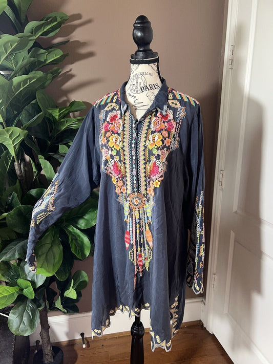 Johnny Was Sz L Large Heavily Embroidered Silky Navy Tunic Top Kimono Sleeve