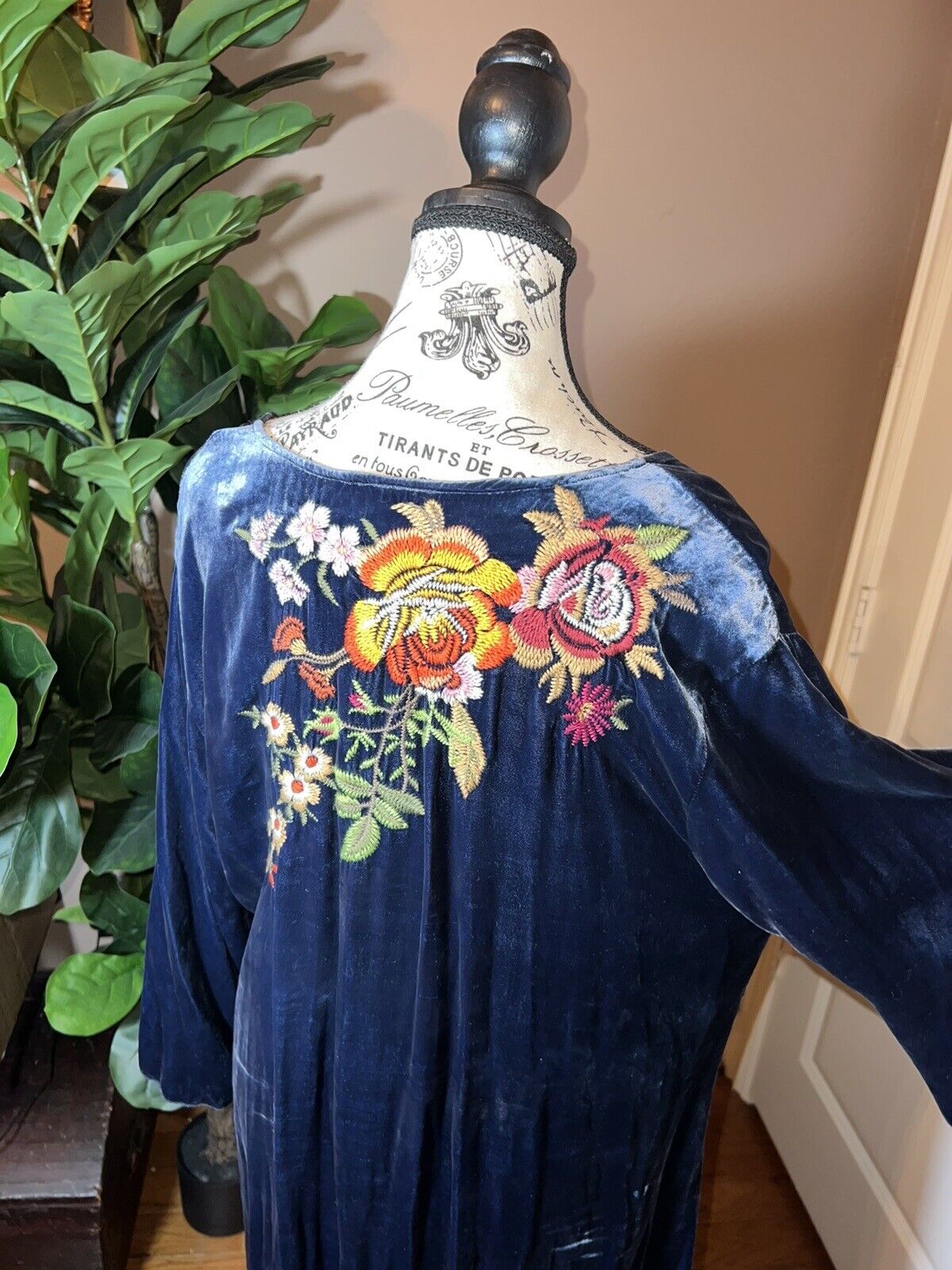 Johnny Was Floral Embroidered Blue Velvet Tunic Top Mini Dress Peacock XL NWO