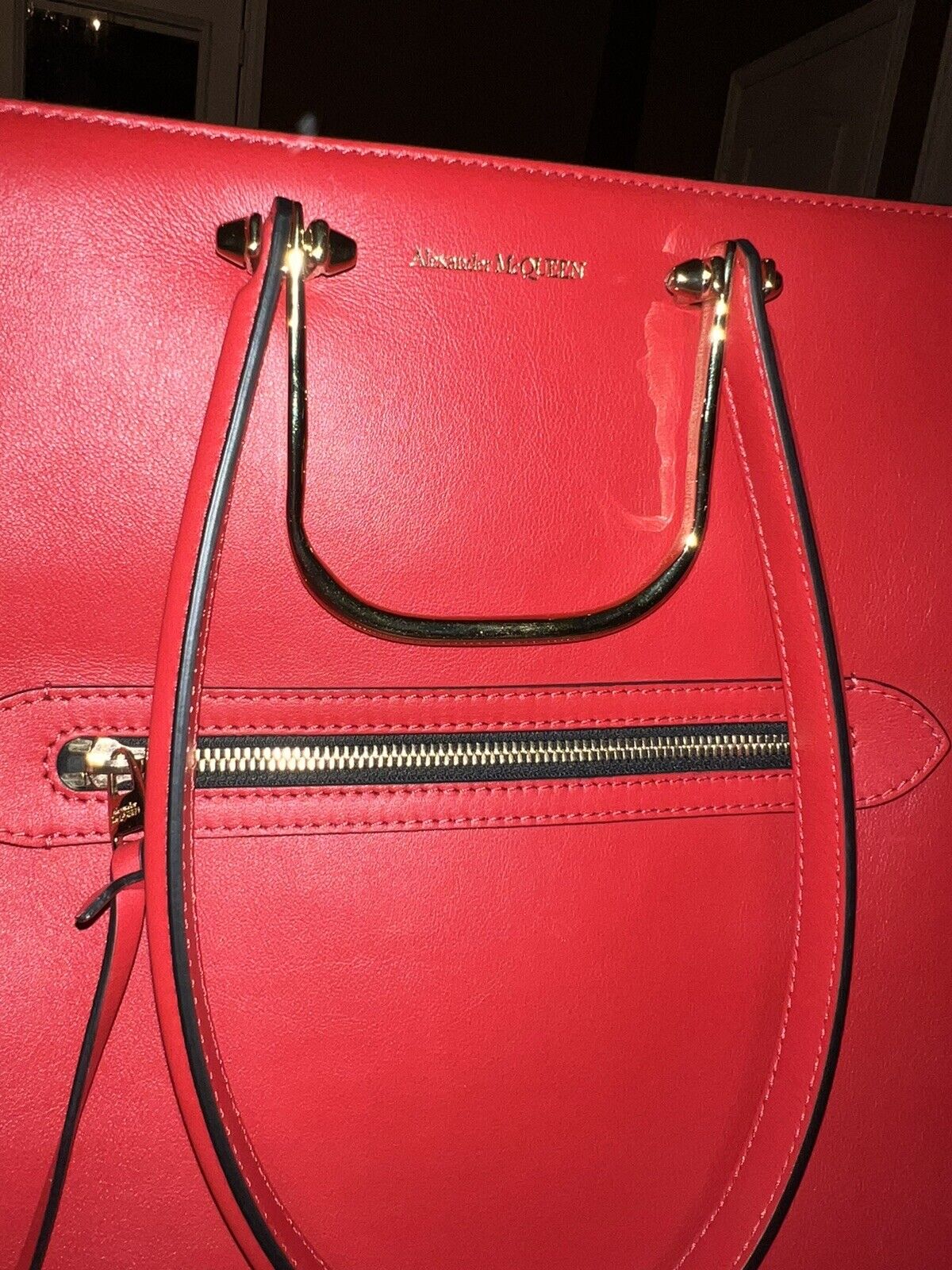 Alexander McQueen Red Leather Tall Story Bag/Tote Authenticated Retail $2590 WOW