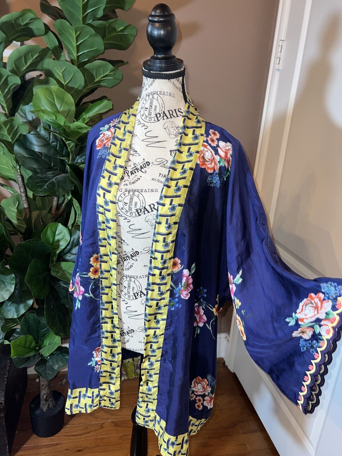 Johnny Was Navy & Yellow 100% Silk Kimono Wrap Coverup  Sz L Large