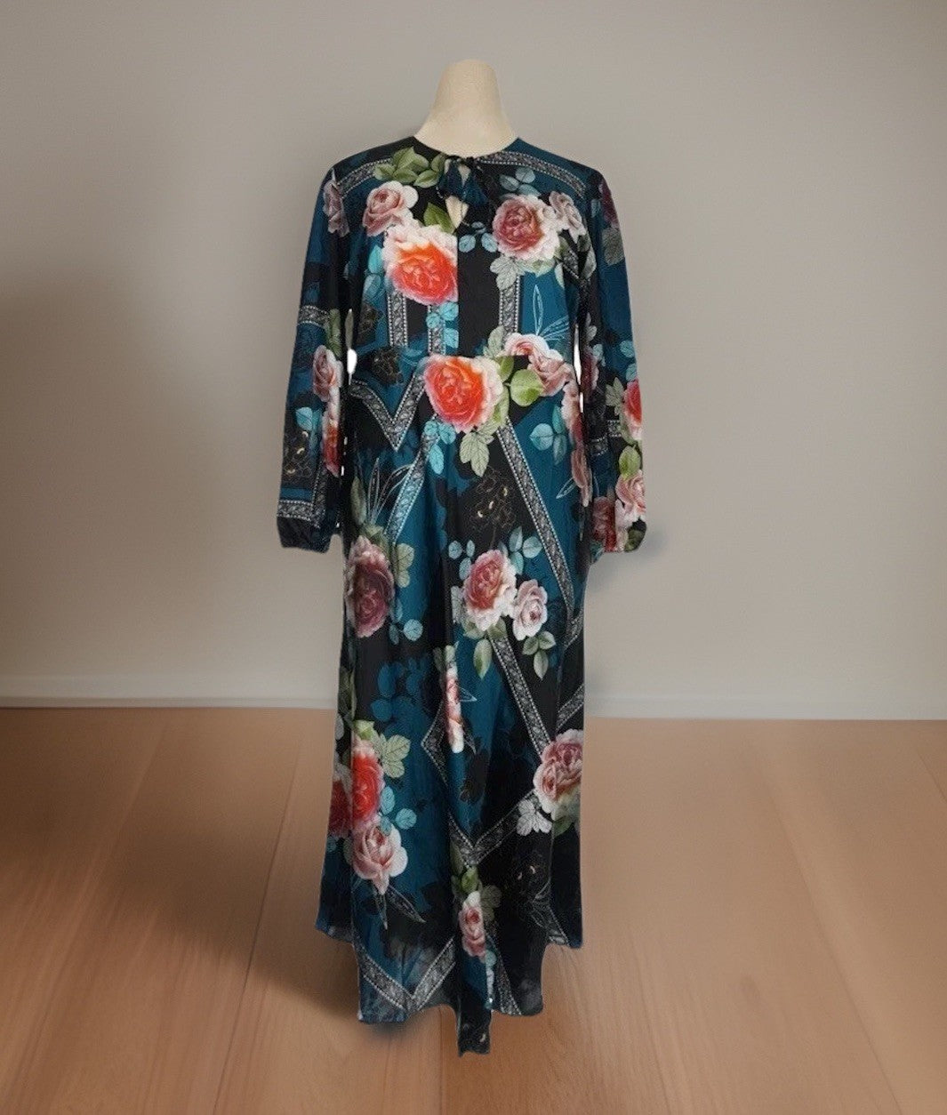 https://i.ebayimg.com/00/s/MTI1NFgxMDY1/z/0HAAAeSw0rNqFGDv/$_57.JPG