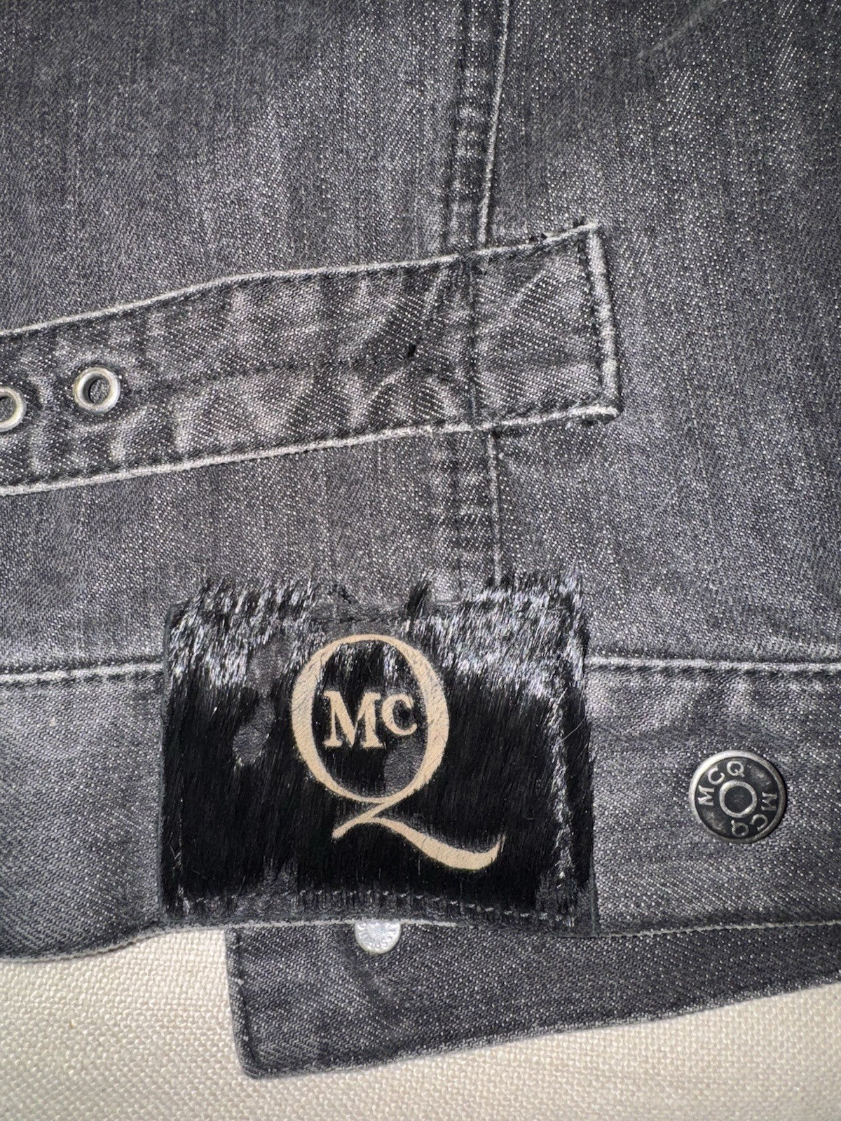 Alexander McQueen L Black Denim Trucker Jacket Coat Men/Women Italy 52 Authentic Alexander McQueen