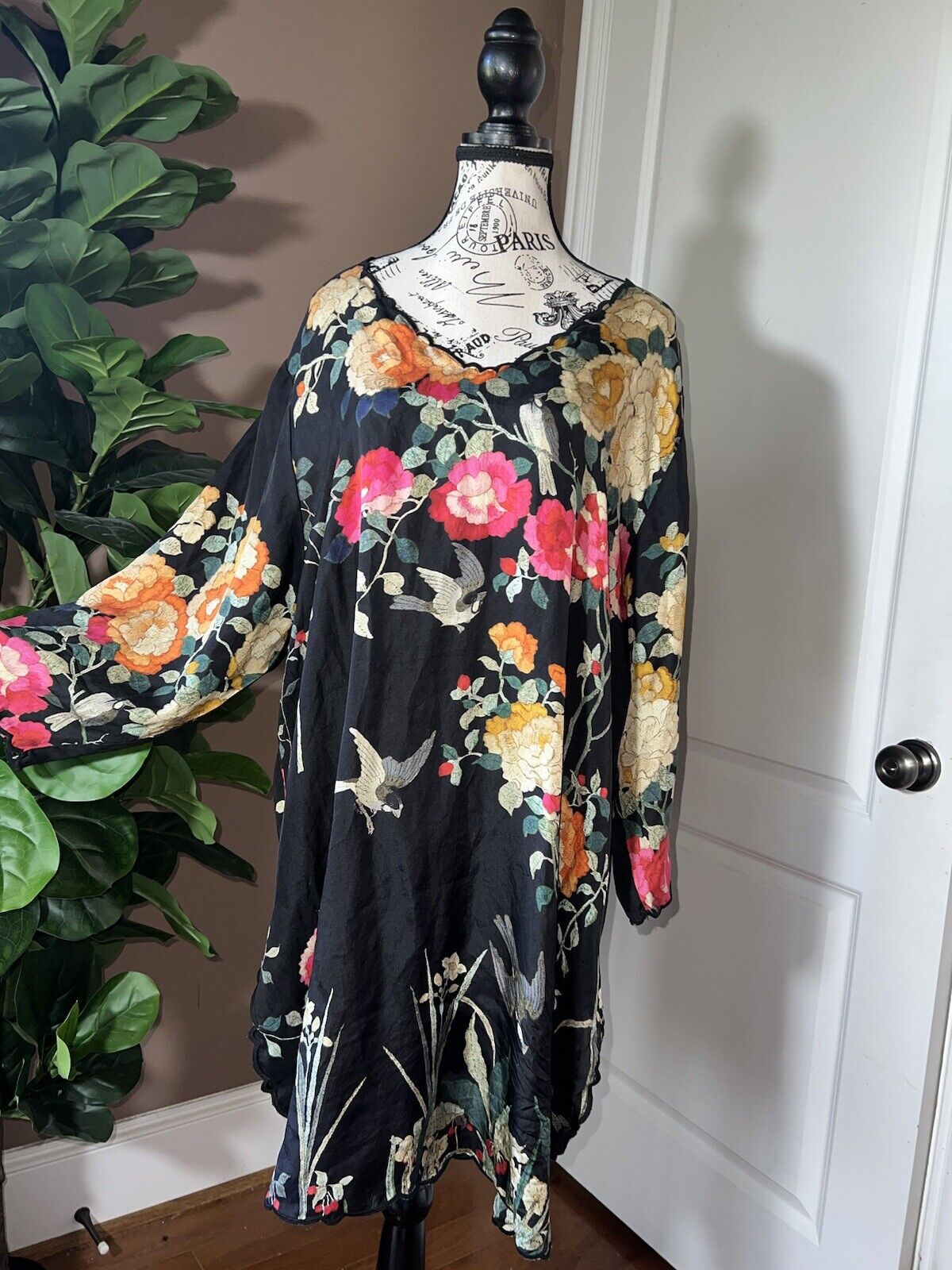 100% Silk Johnny Was Black Tunic Top Or Mini Dress XXL 2X 2XL Birds & Flowers