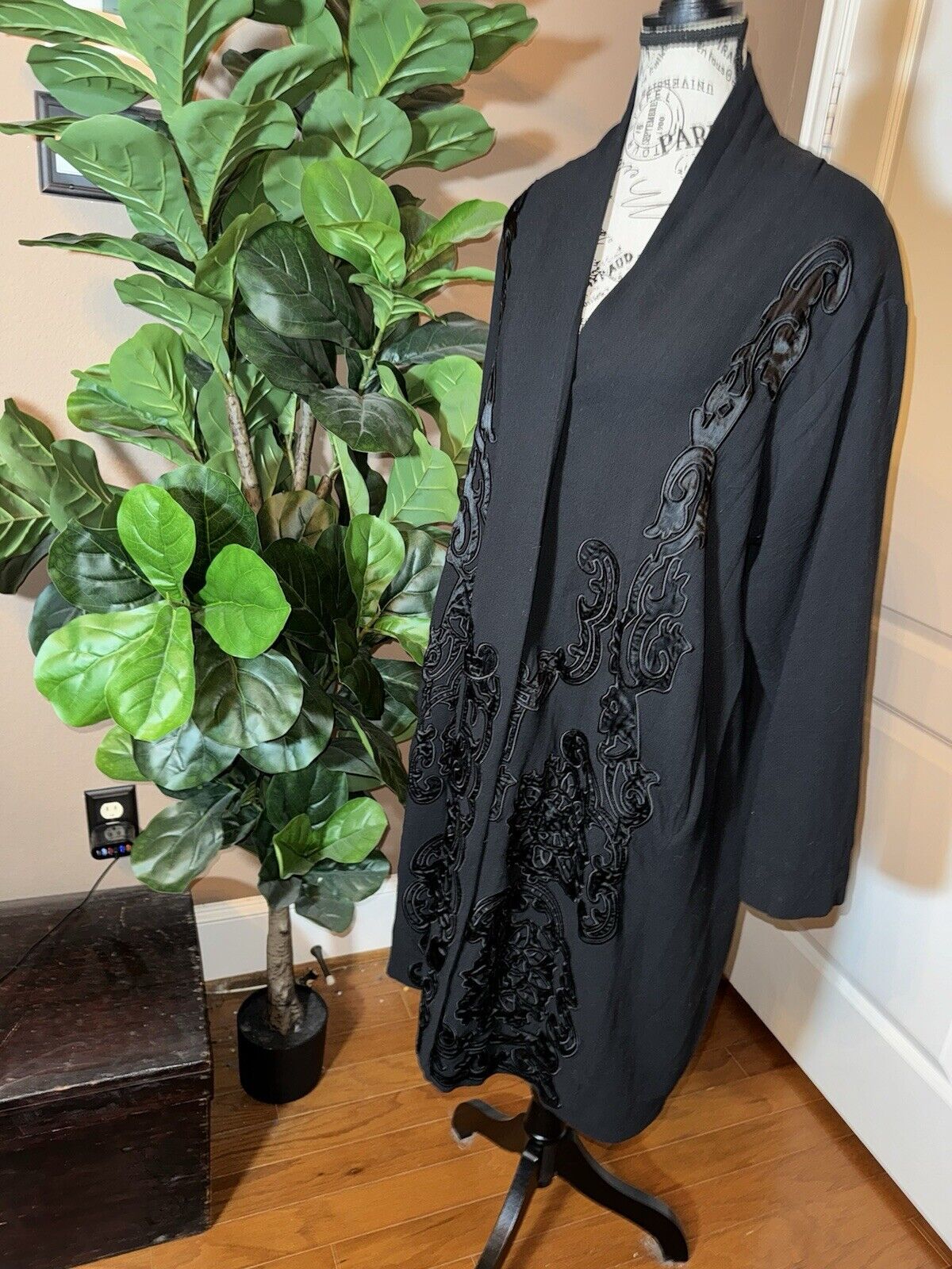 Johnny Was M Black Wool Blend Dressy Coat Silk Lining Jacket Satin Accents