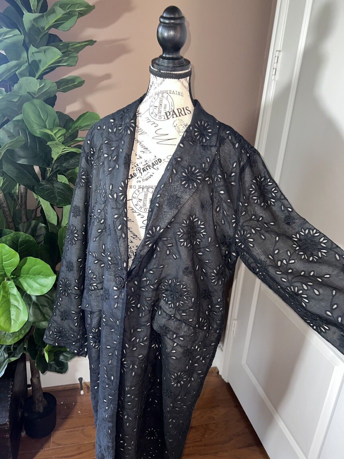 Johnny Was XL 1X Black Eyelet Lace Long Silk Kimono Duster Wrap Coat