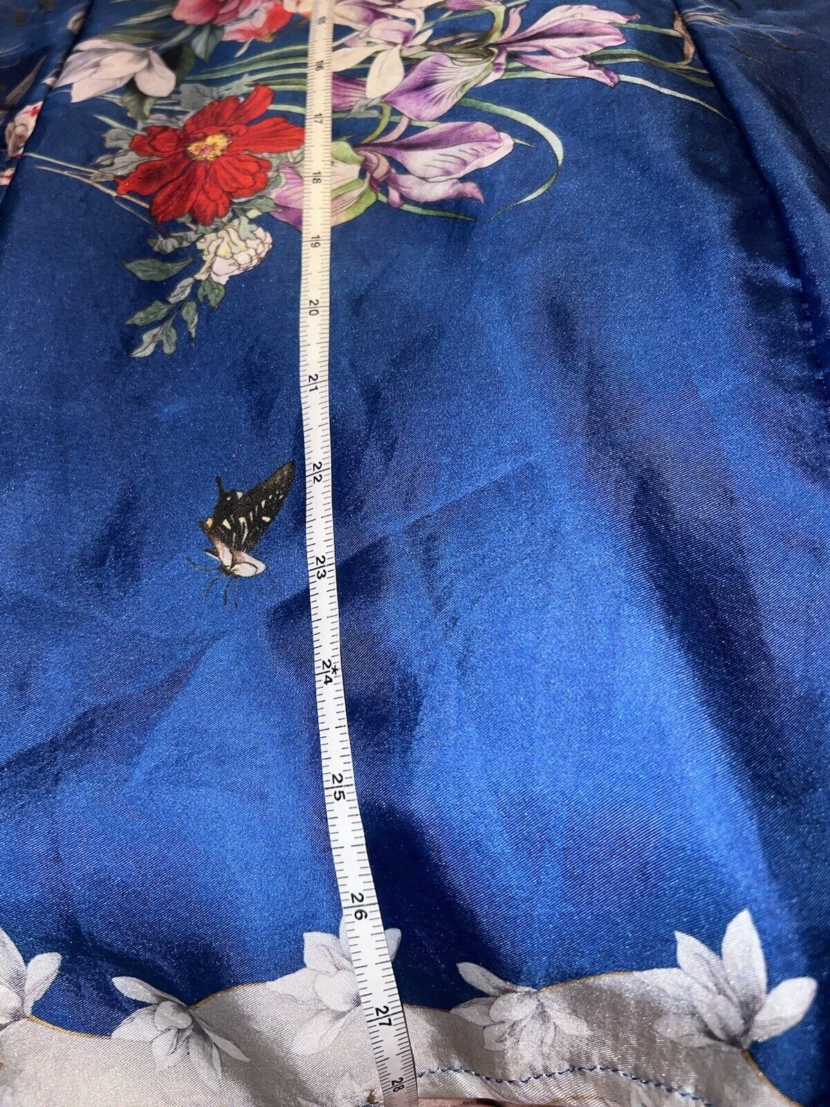 Johnny Was 100% Silk Tunic Top With Flowers & Butterflies Sz L Large Floral Blue