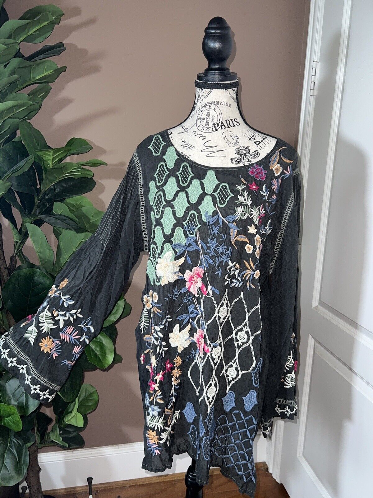 Johnny Was Silky Floral Heavily Embroidered Tunic Top Mini Dress L  Kimono