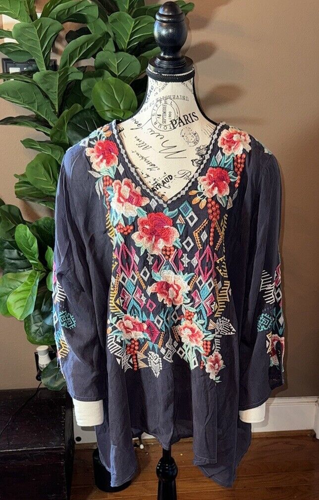 Johnny Was 3x 3XL Tunic Top Navy Silky Swing Hem Embroidered Peasant Blouse