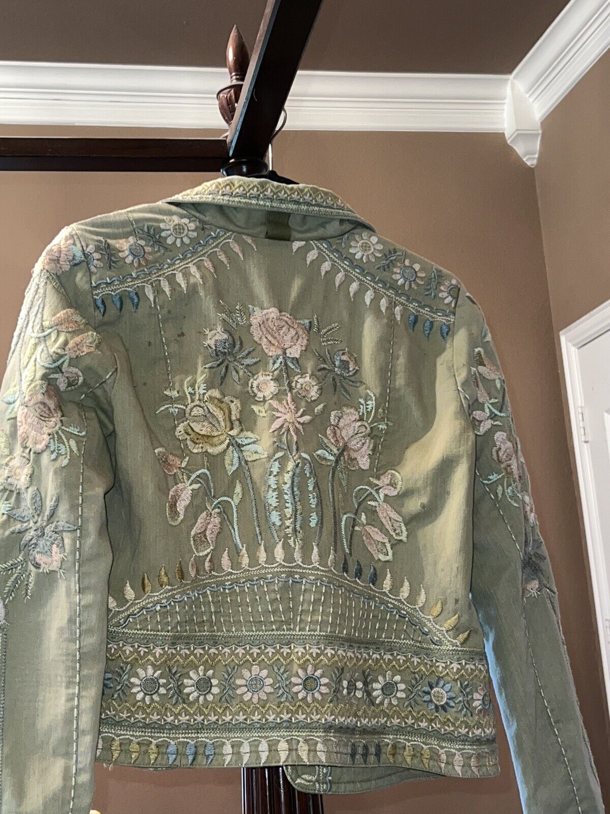 Johnny Was Embroidered Denim Jacket Coat Light Green/Lovely Soft Pink Flowers S