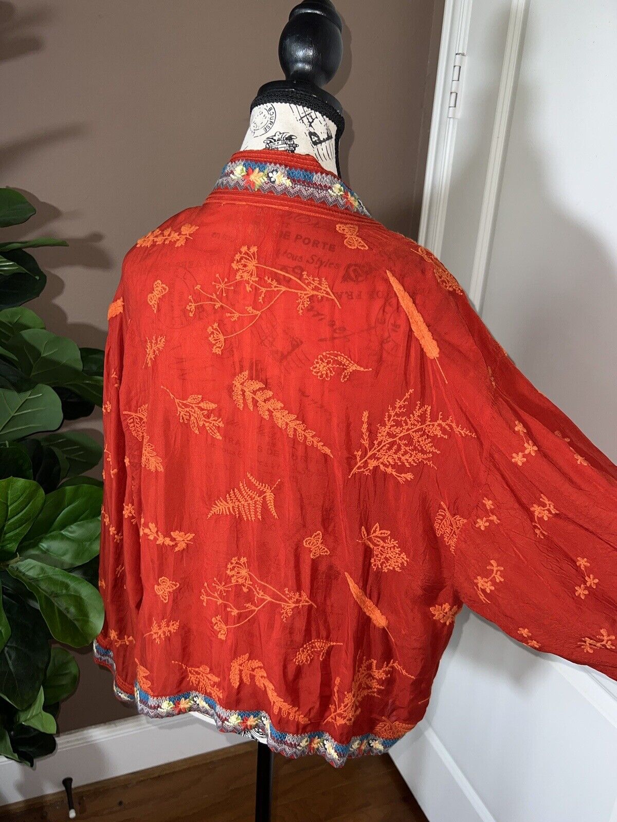 Johnny Was Orangish Red Short Kimono Sz M Medium Tunic Top Embroidered Wrap CUTE