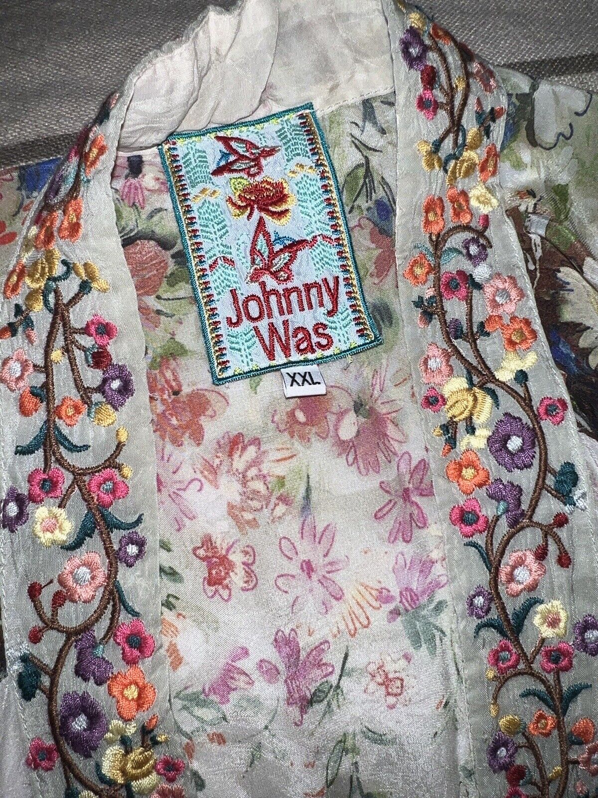 Johnny Was Silky Long Kimono Floral Ivory Pockets Embroidered XXL 2XL 2X SPRING