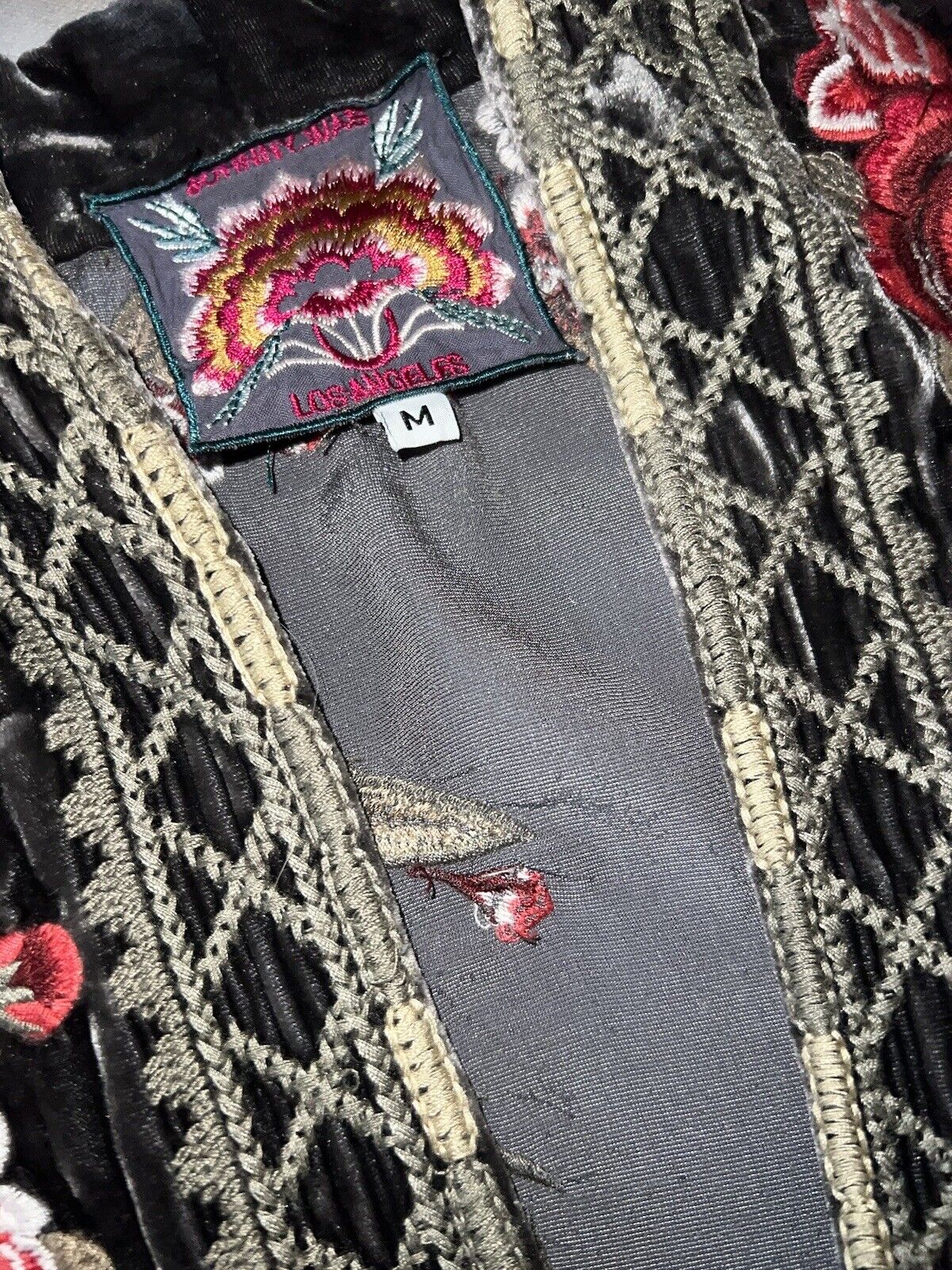 Johnny Was M Medium Grey Velvet Heavily Embroidered Kimono Wrap Top Roses