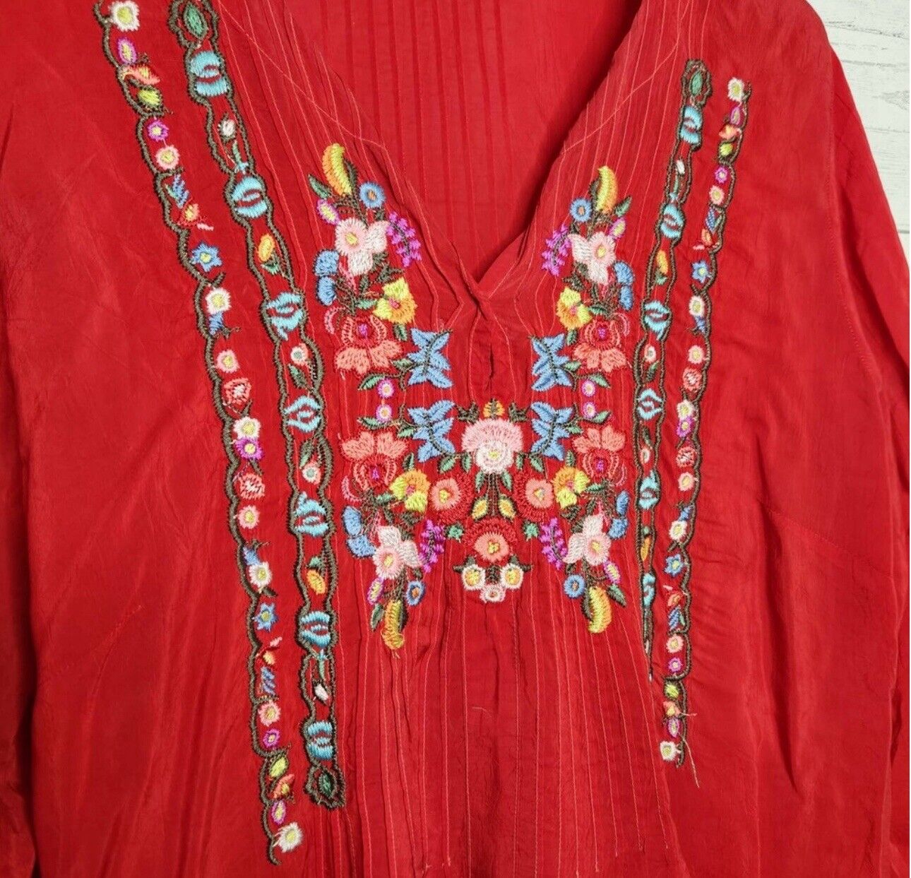 Johnny Was 1X 1XL Peasant Top Red Silky Handkerchief Hem Embroidered Tunic