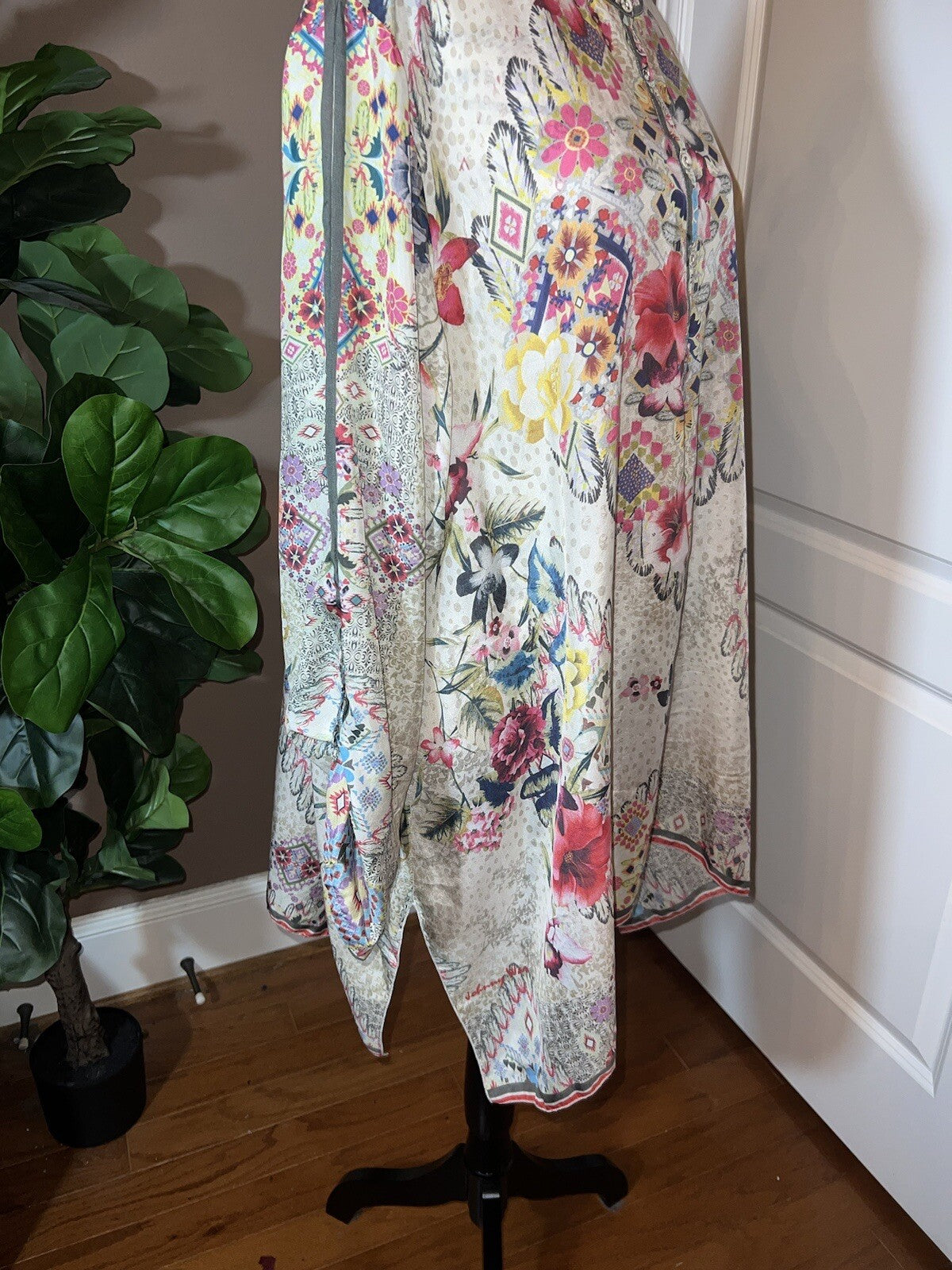 Johnny Was 2X Tunic Top Blouse 100% Silk Soft & Flowy Shirt  Long Sleeve BOHO Johnny Was