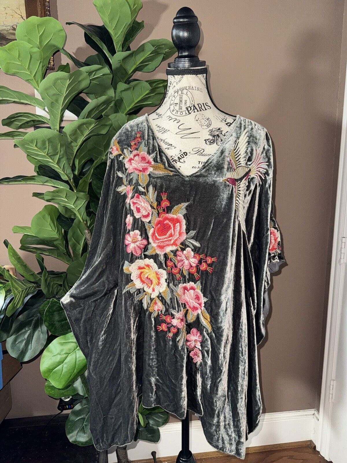 Johnny Was Sz L Large Grey Velvet Embroidered Poncho Tunic Top  Birds