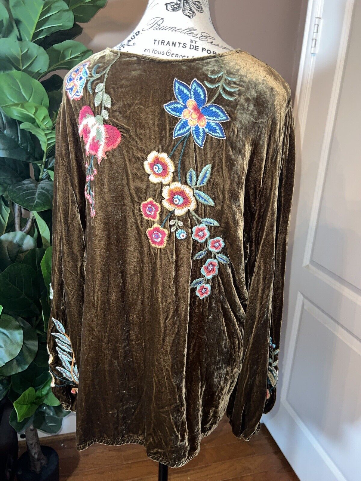 Johnny Was Tobacco Velvet Heavily Embroidered Tunic Top XL Peasant