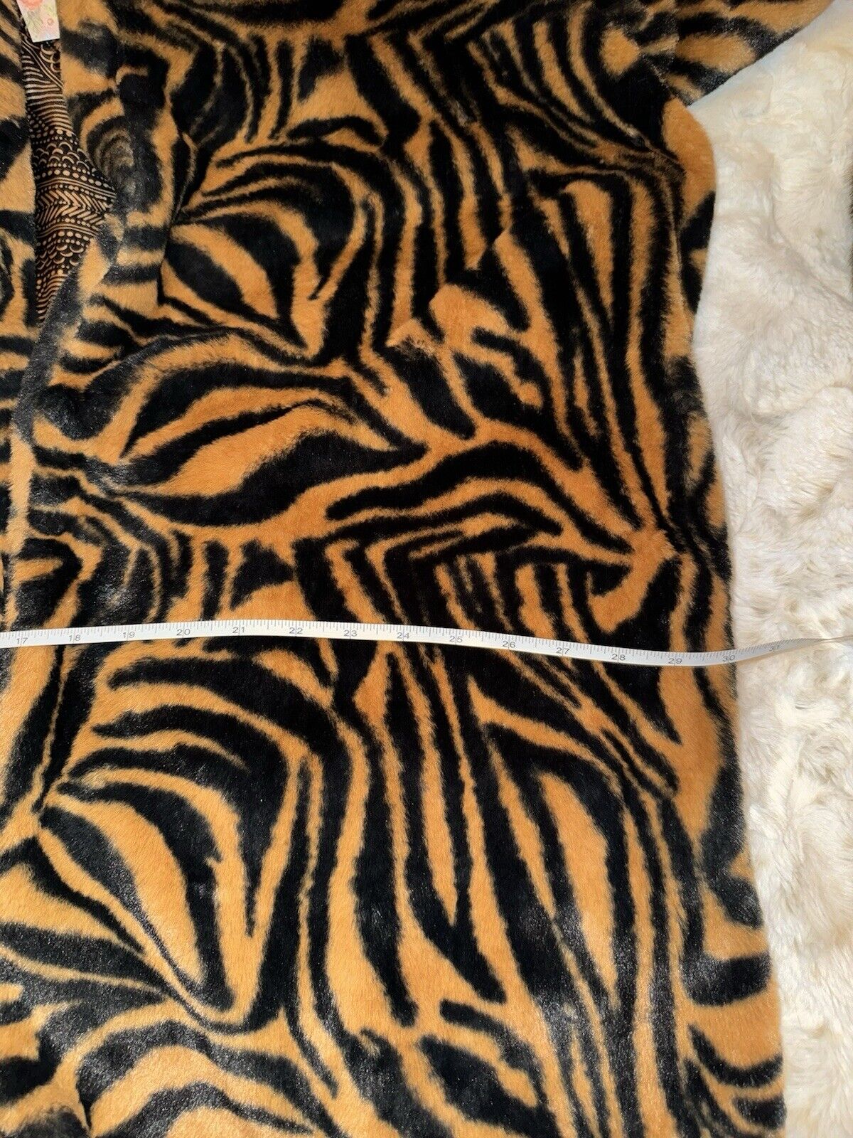 Johnny Was XL 1X Faux Fur & Silk Tiger Stripe Long Length Coat Jacket Wrap