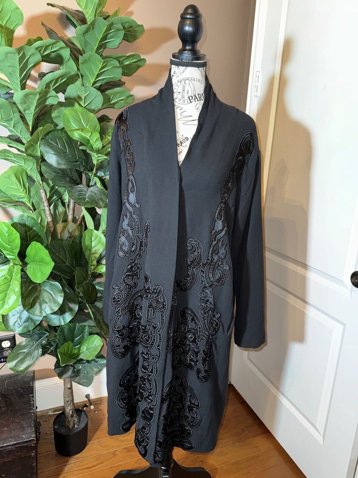 Johnny Was M Black Wool Blend Dressy Coat Silk Lining Jacket Satin Accents