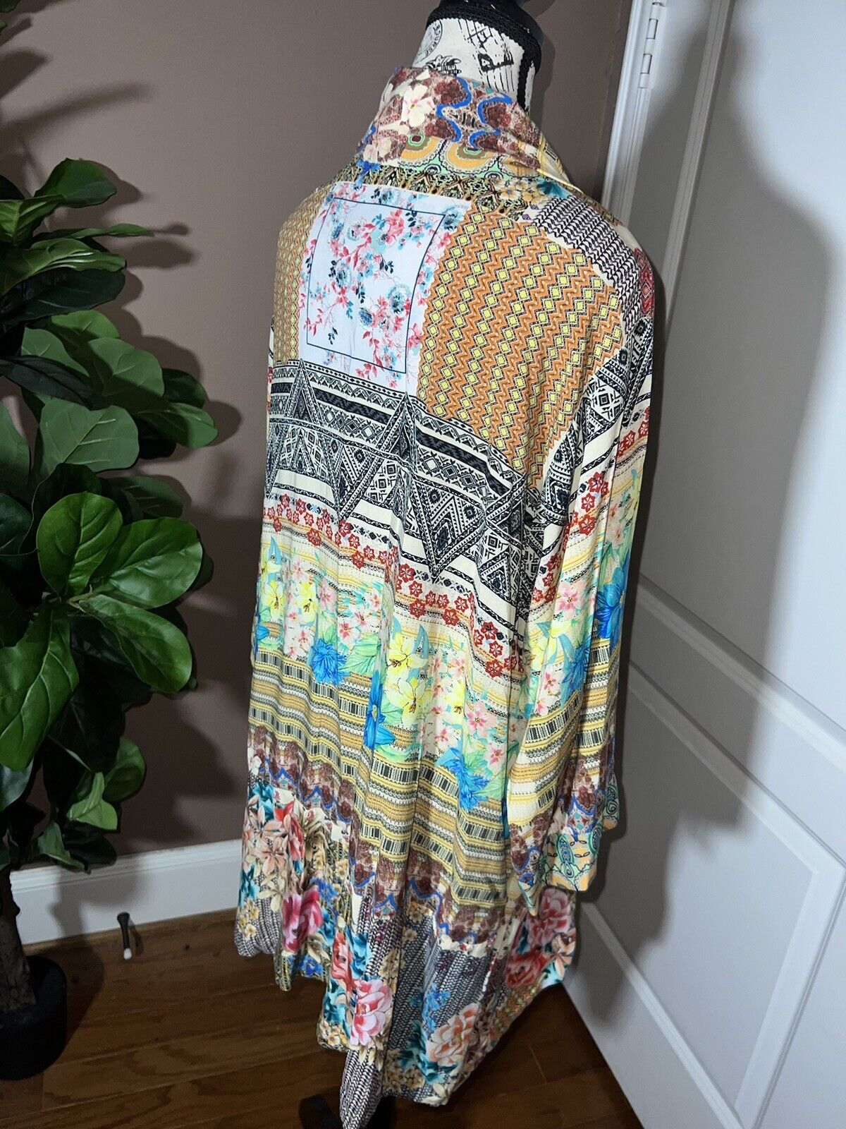 Johnny Was Patchwork Floral Kimono Sz XL 1X Soft & Flowy Wrap Jacket Top